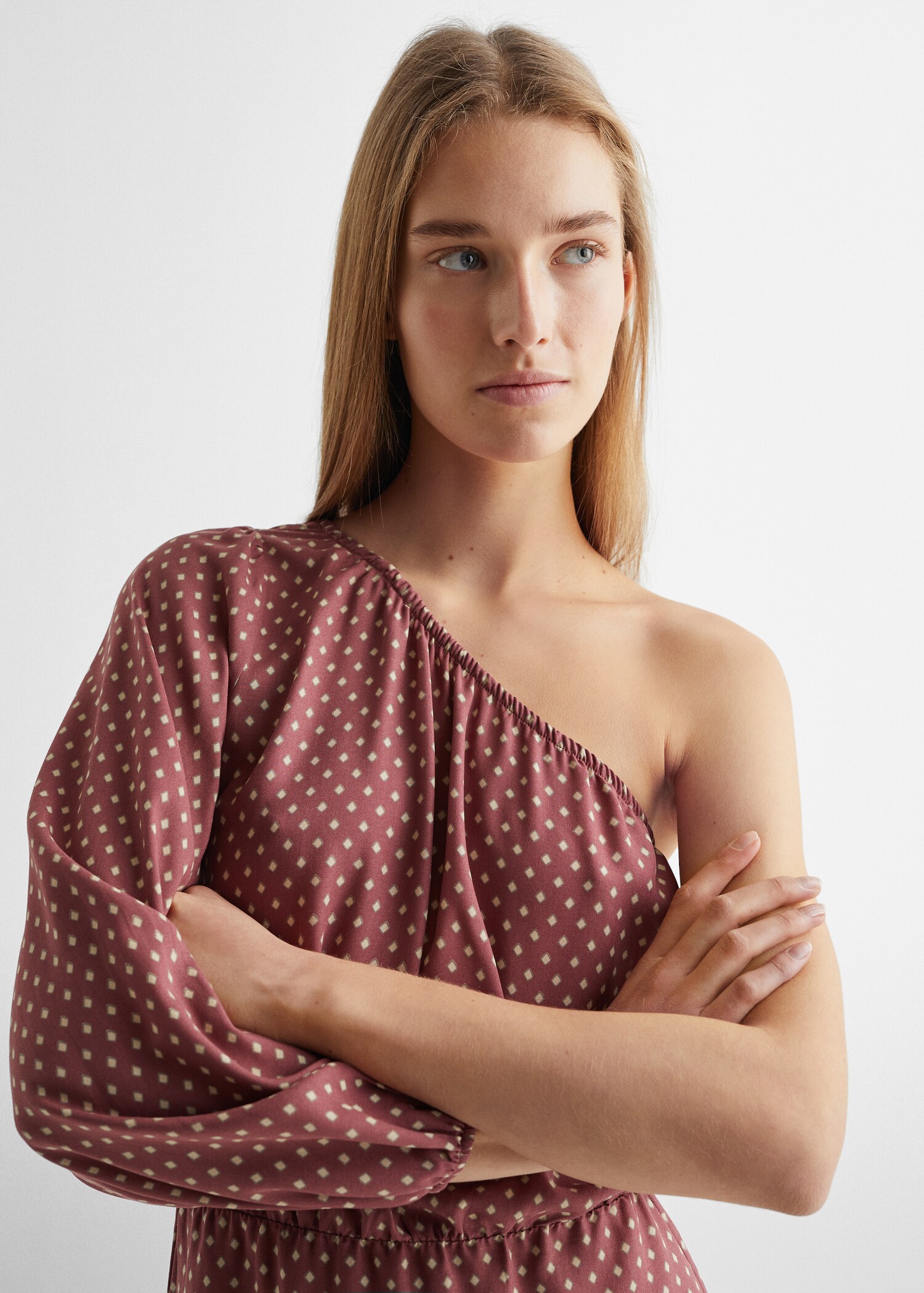 Asymmetrisches Kleid mit Volant - Detail des Artikels 1