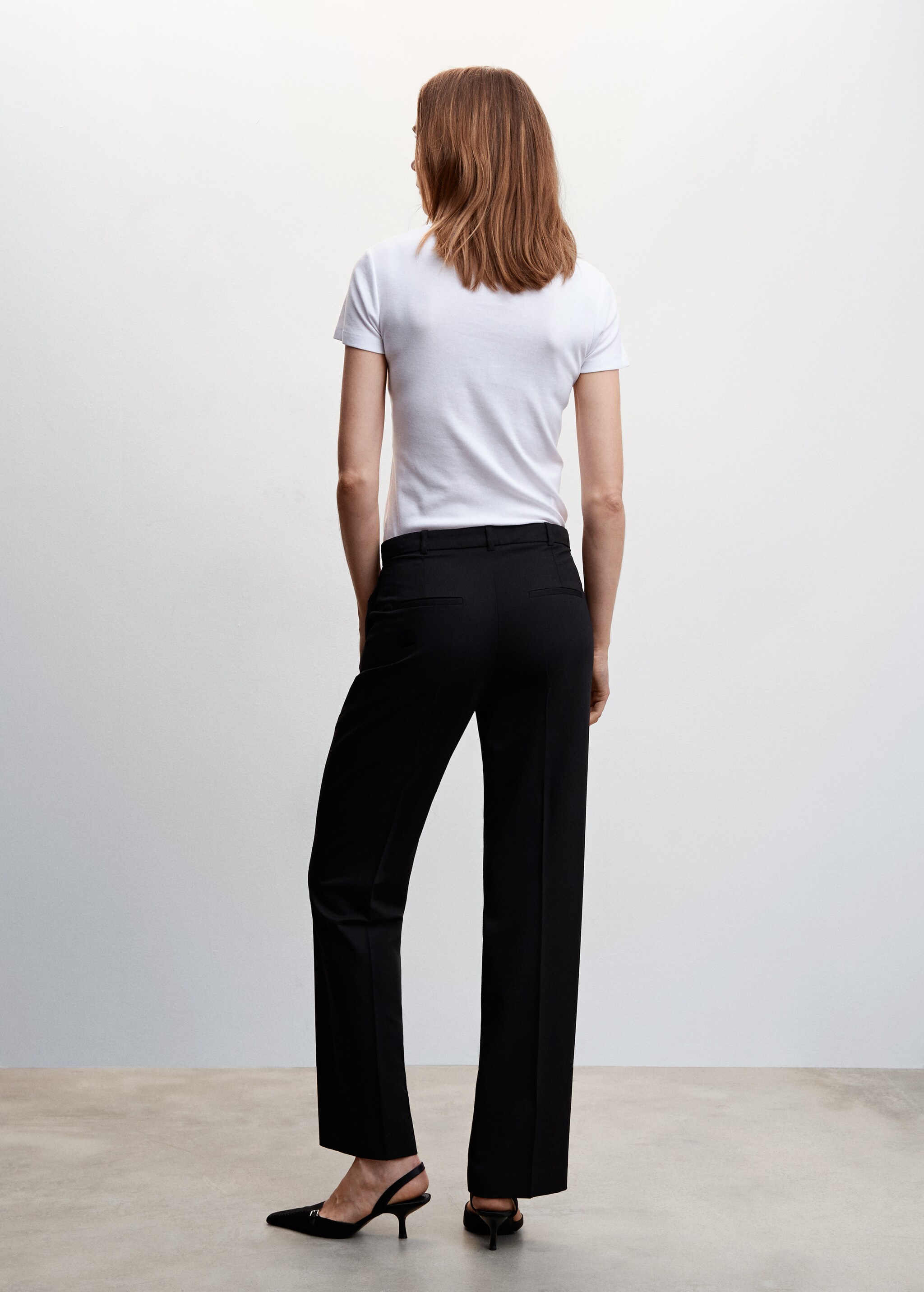 Straight suit trousers - Reverse of the article