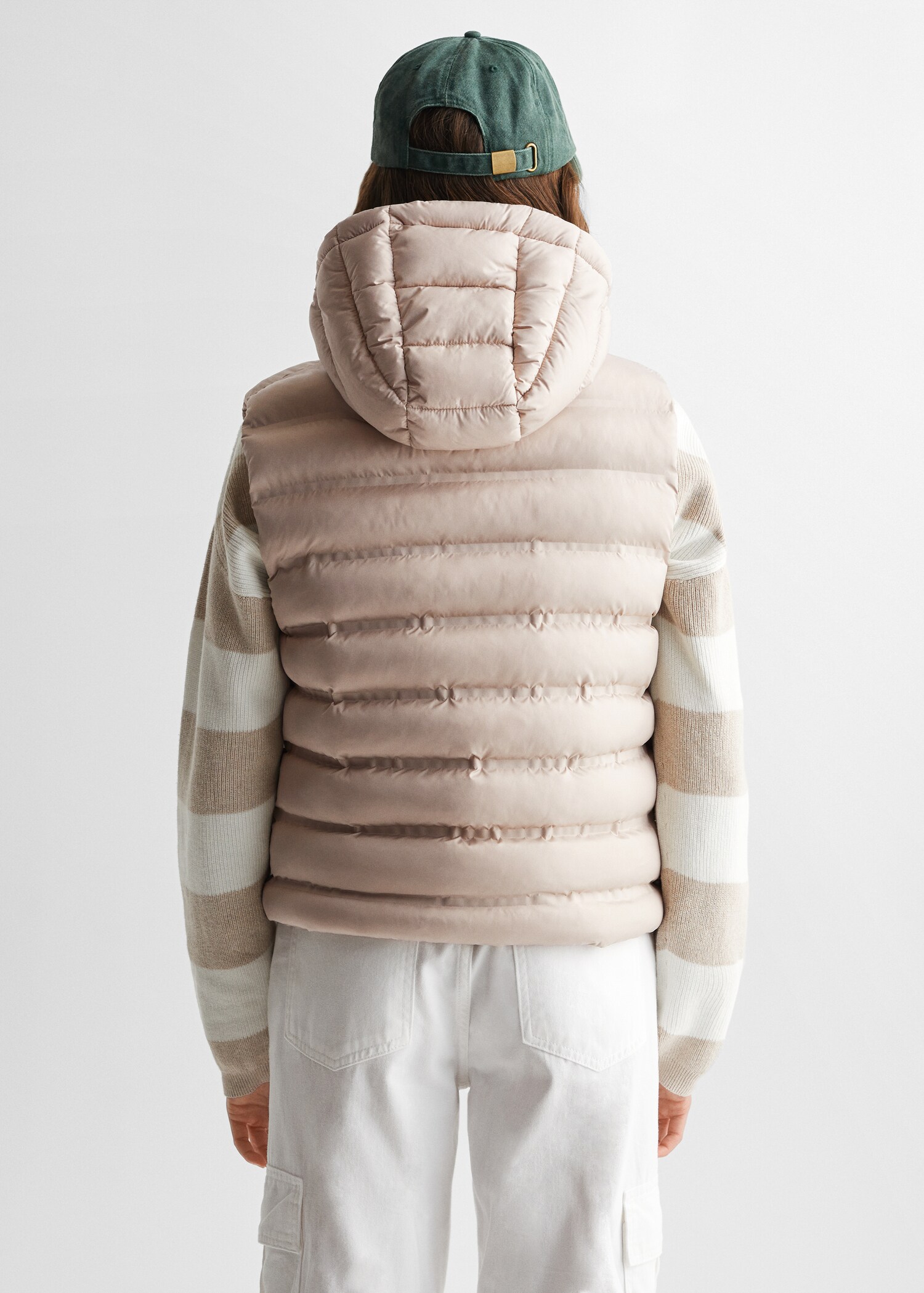 Quilted gilet - Reverse of the article