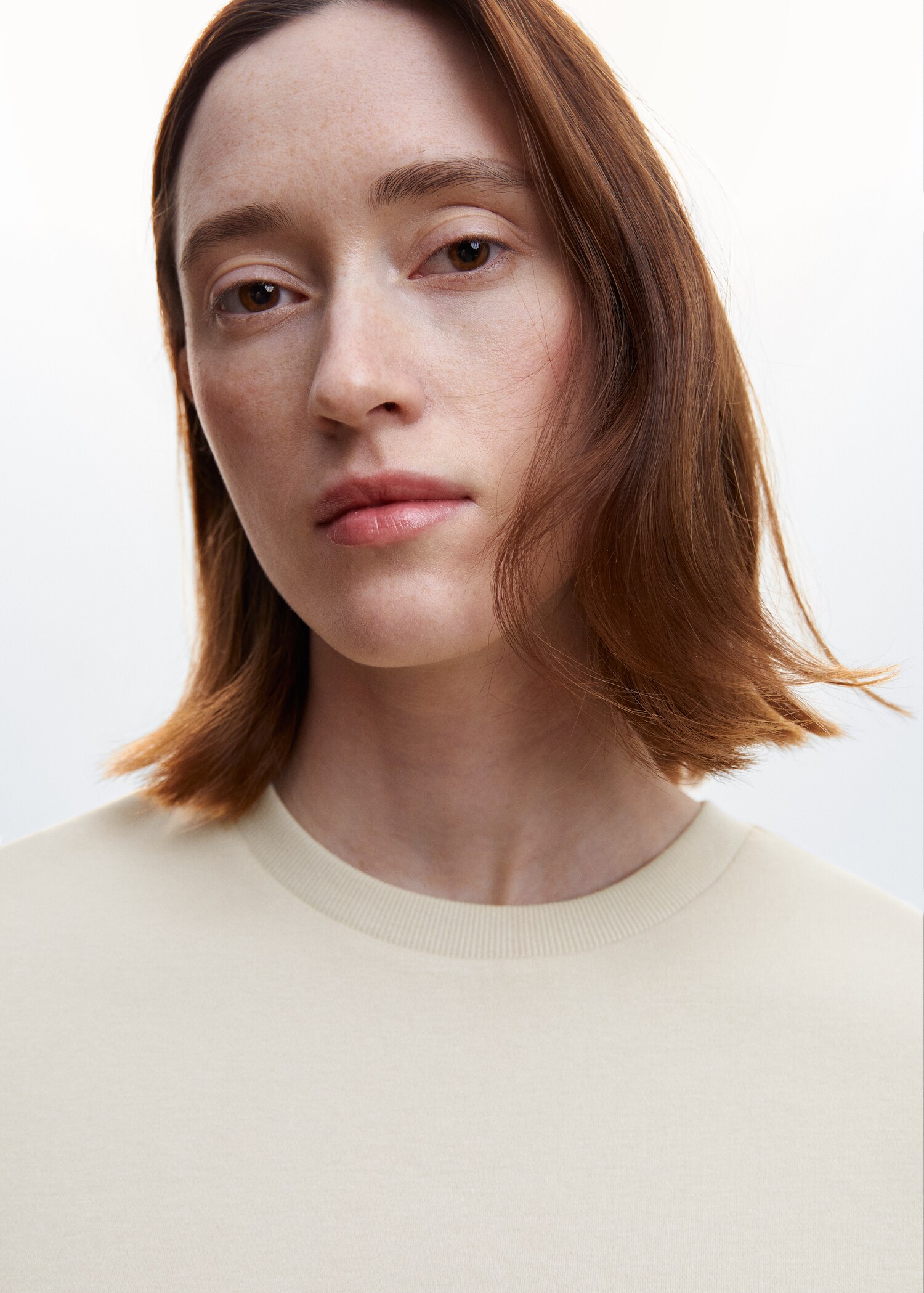 Rounded neck cotton t-shirt - Details of the article 1