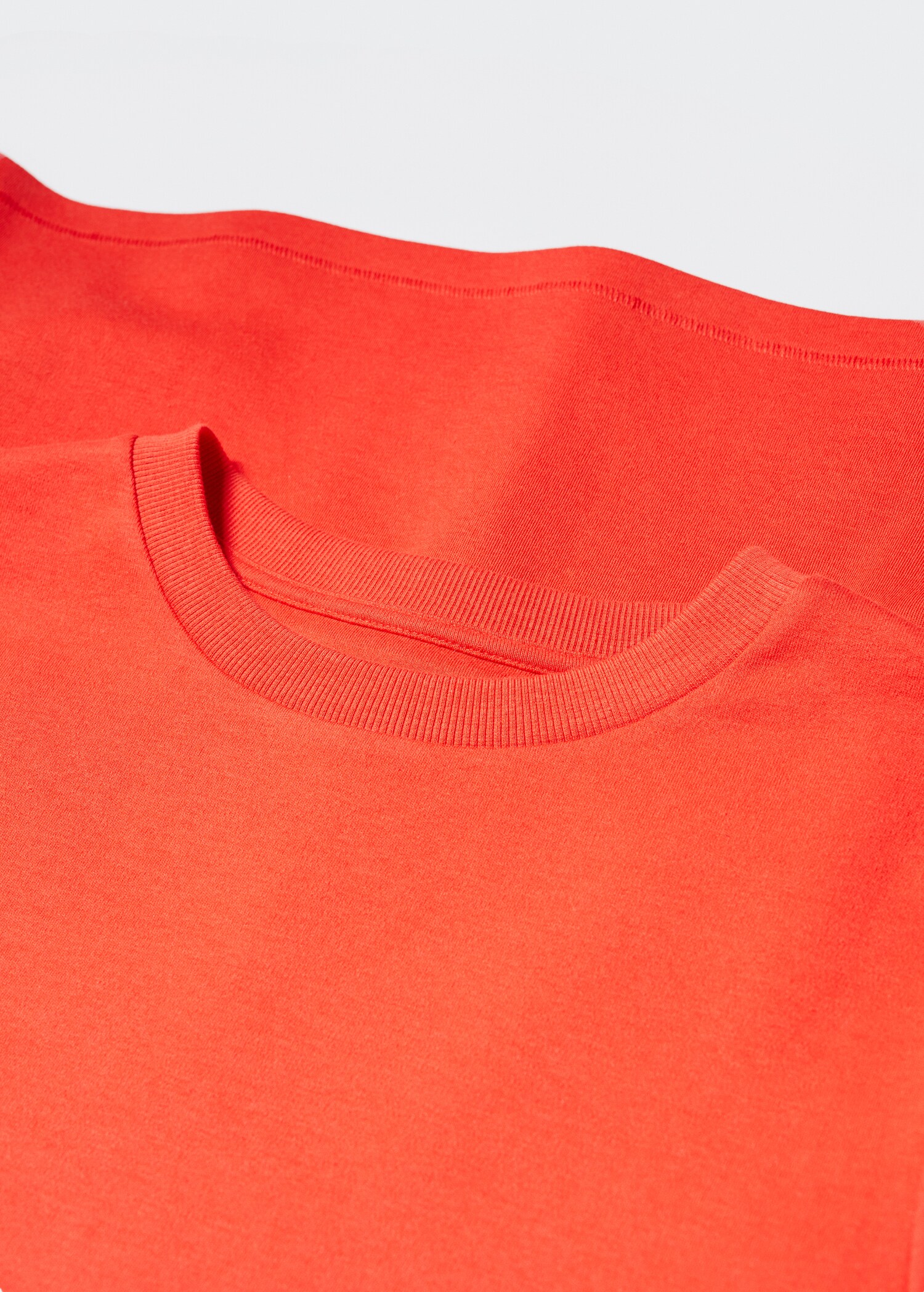 Rounded neck cotton t-shirt - Details of the article 8