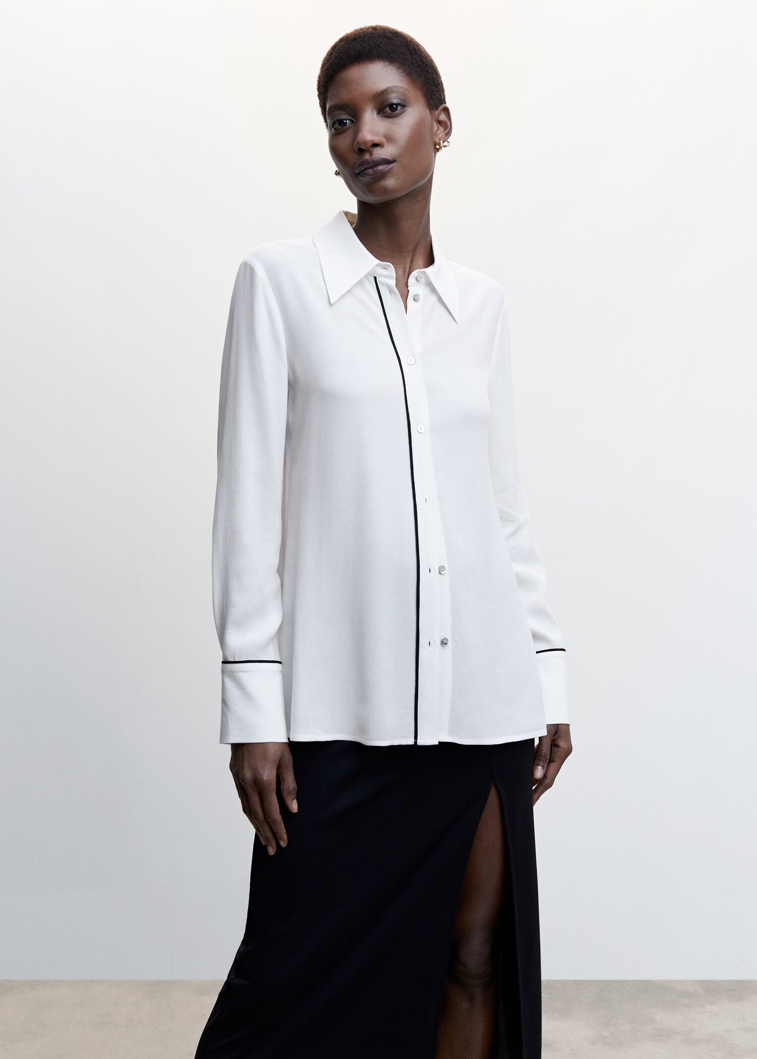 Blouse met contrasterende biesjes - Middenvlak