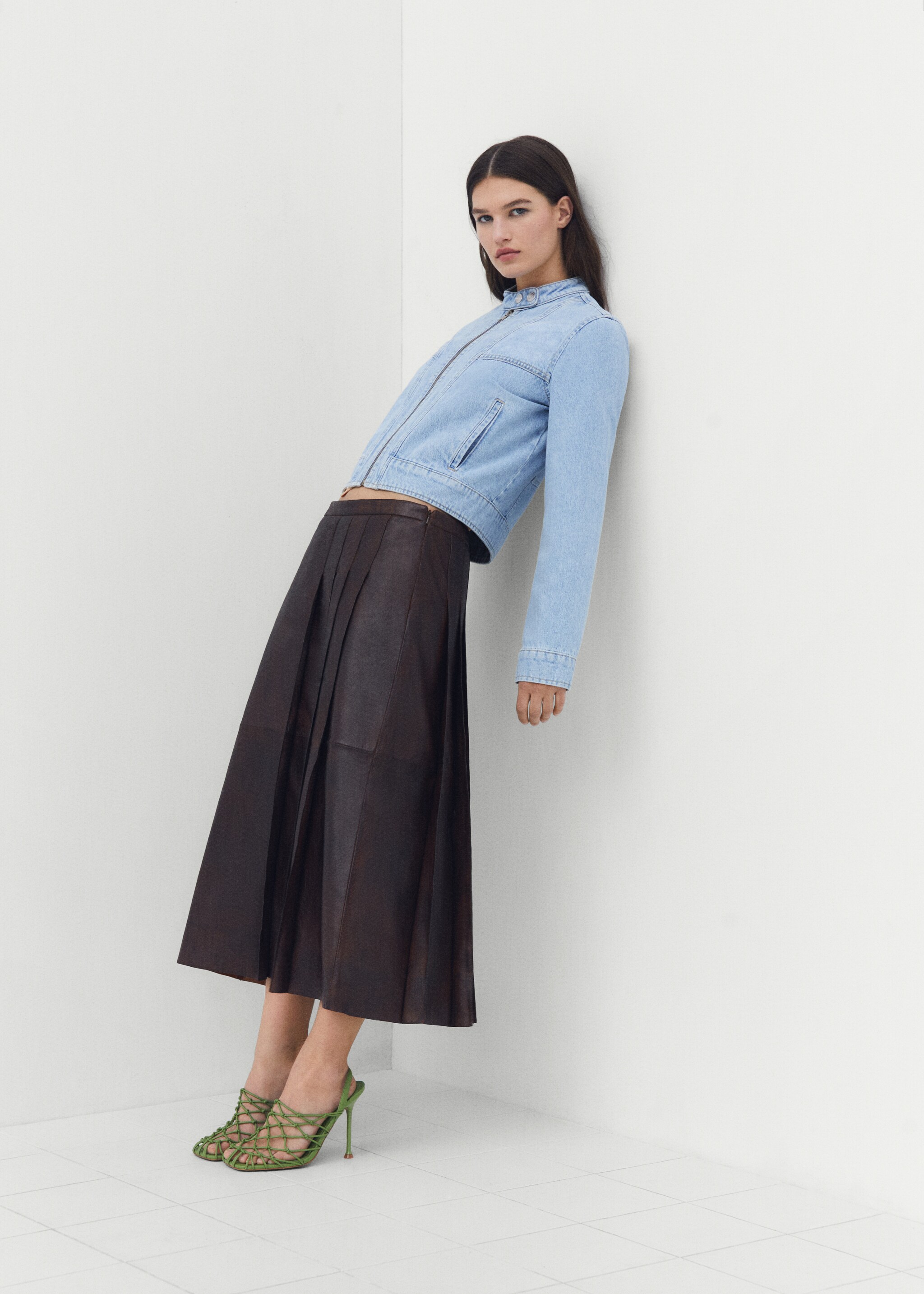 Leather midi-skirt - Details of the article 5