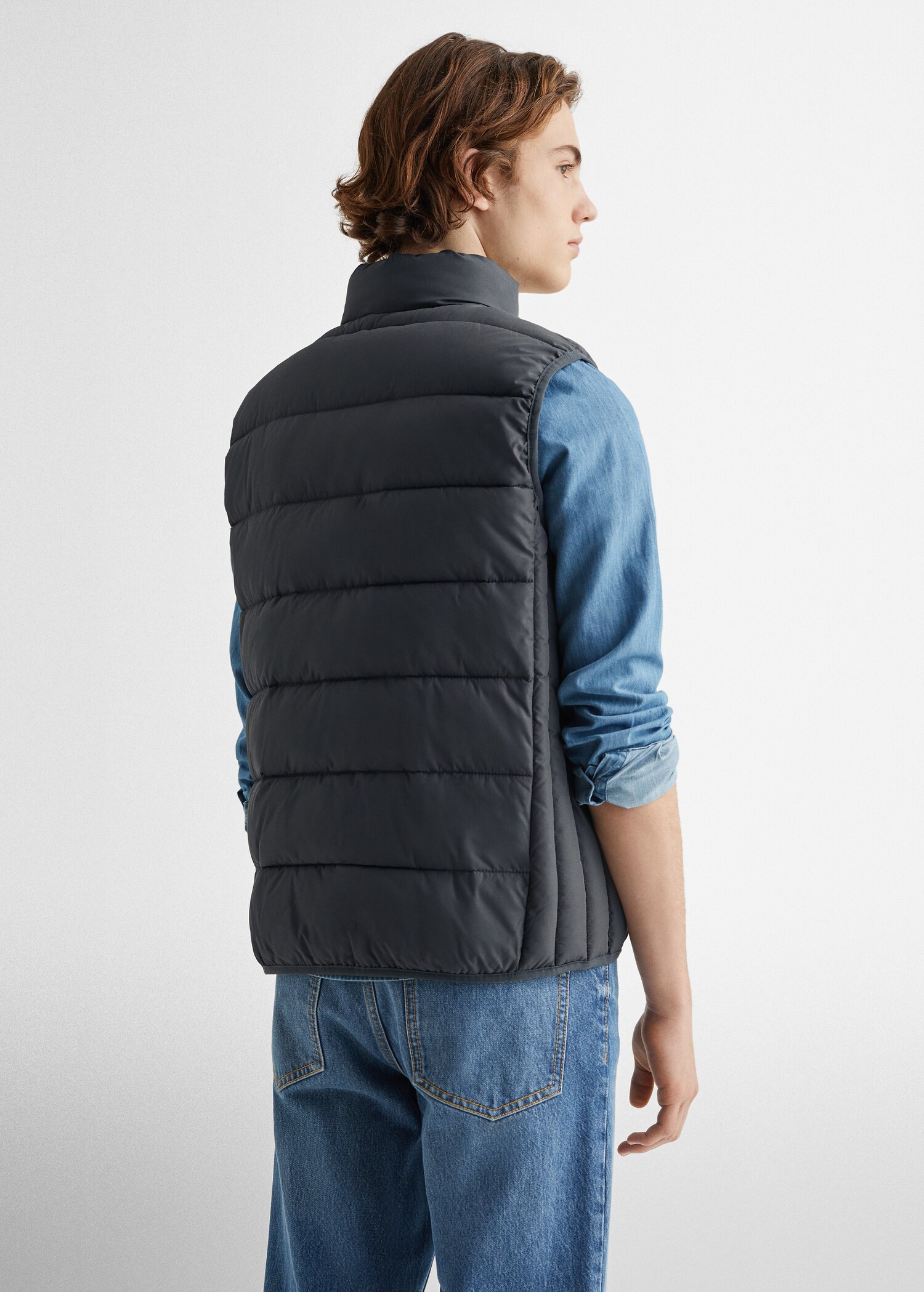 Feather gilet - Reverse of the article