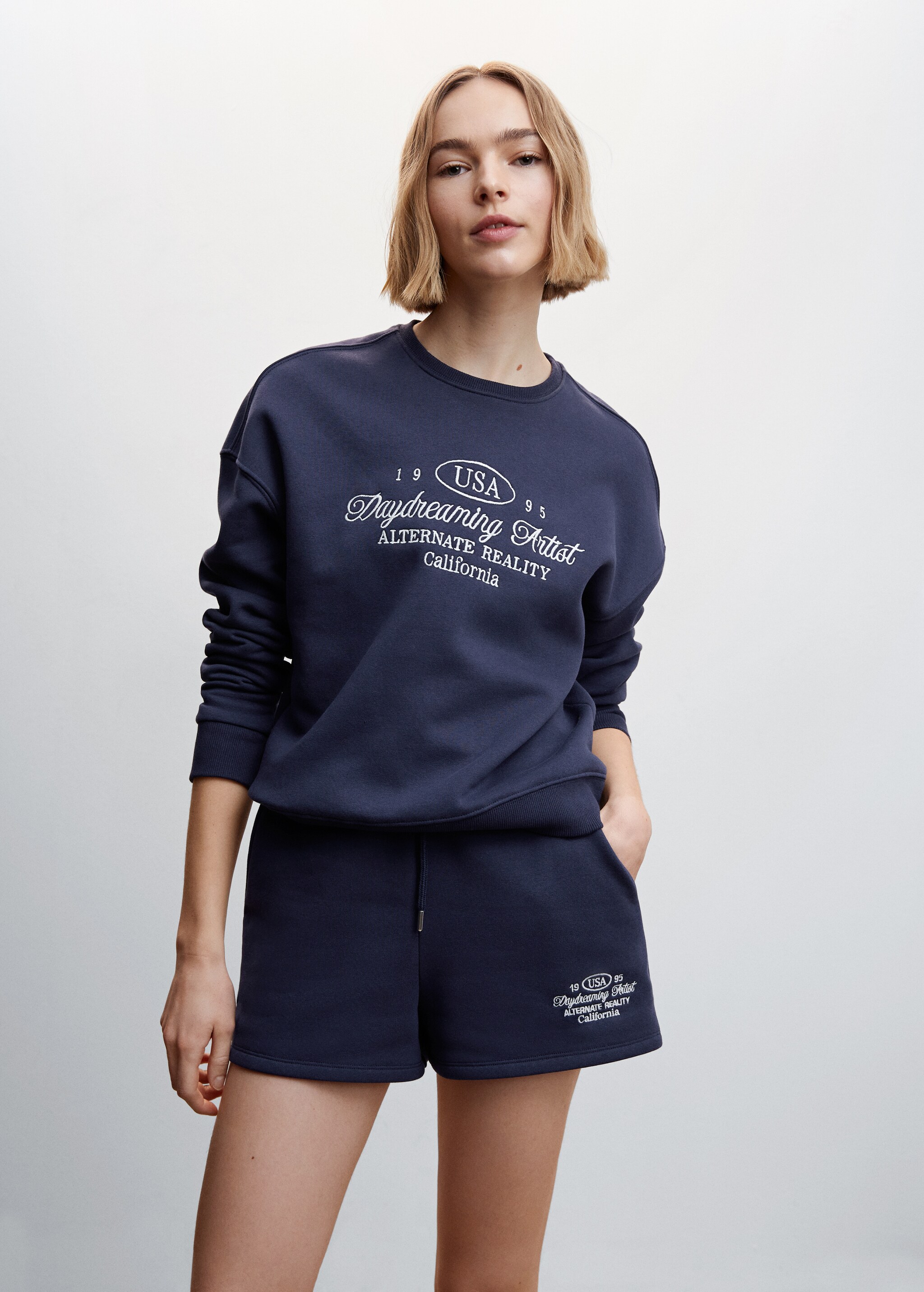 Embroidered cotton shorts - Medium plane