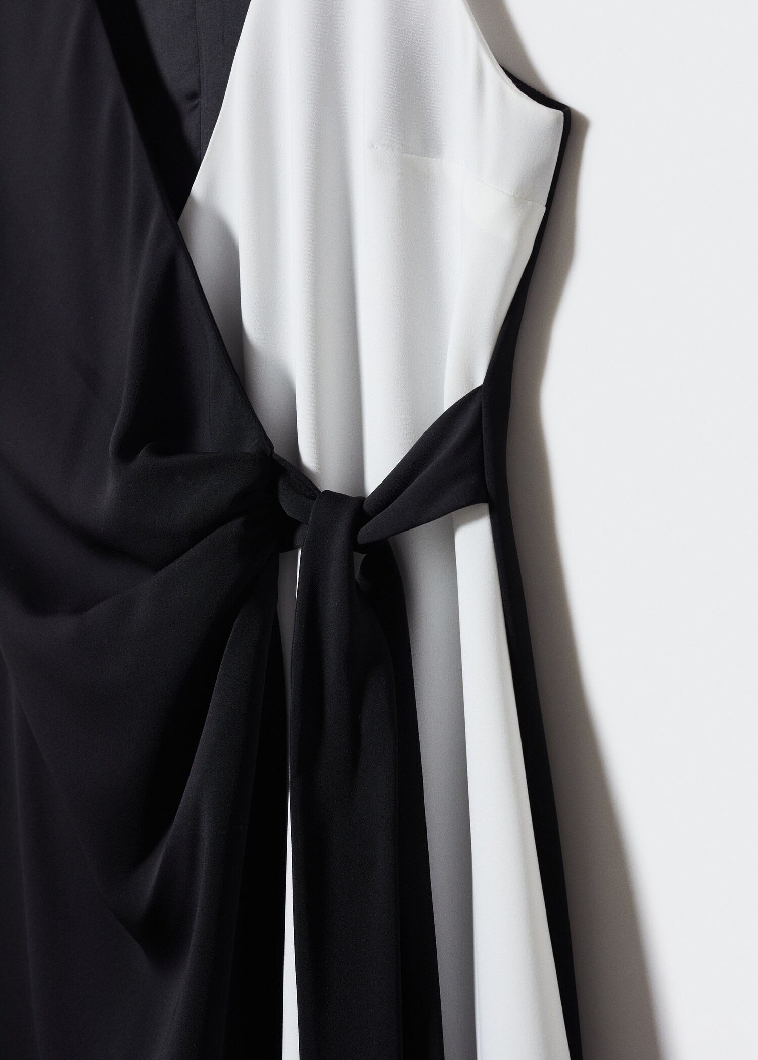 Bow Bicolor dress - Details of the article 8