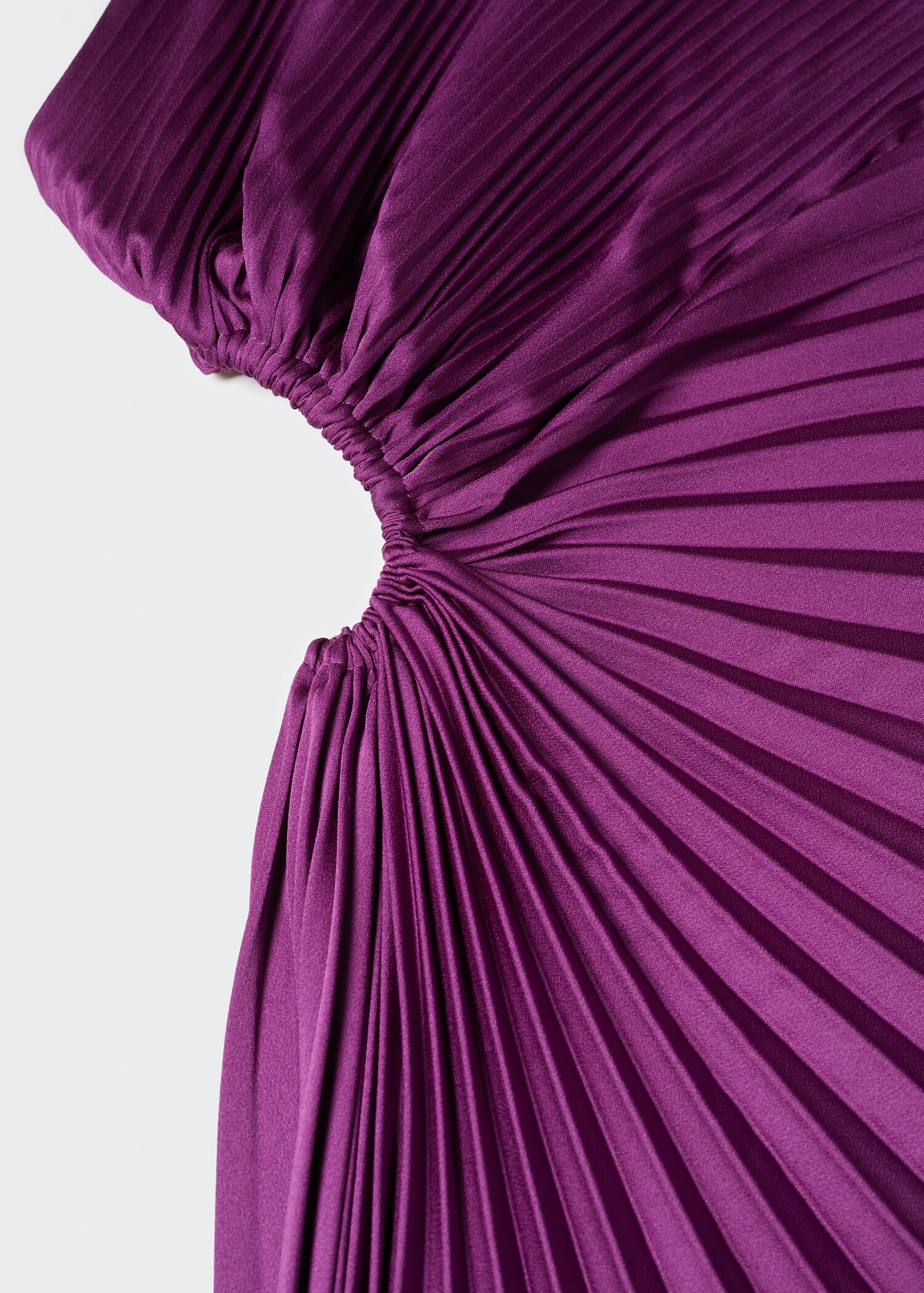 Asymmetrical pleated dress - Details of the article 8