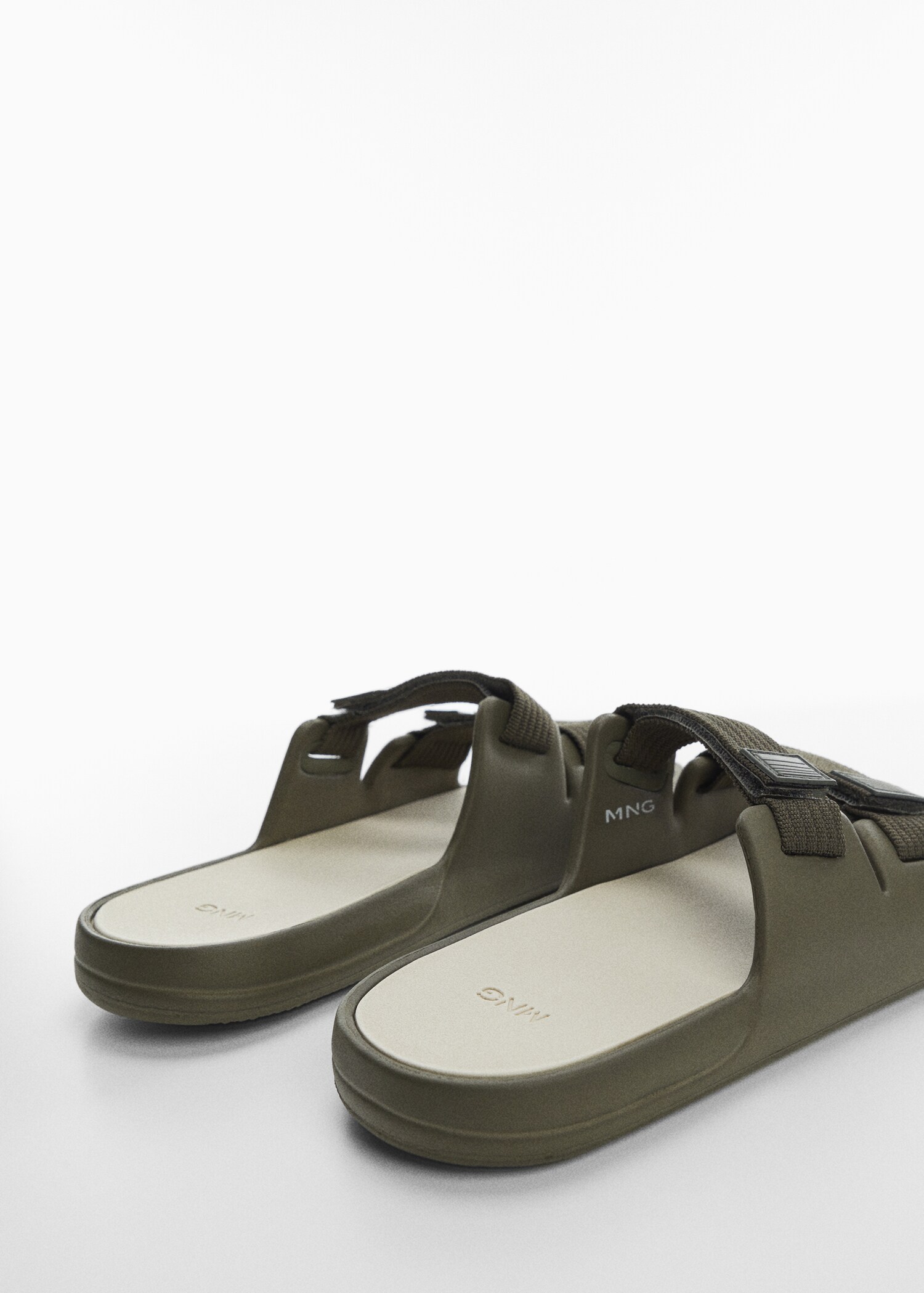 Velcro strap sandal - Details of the article 2