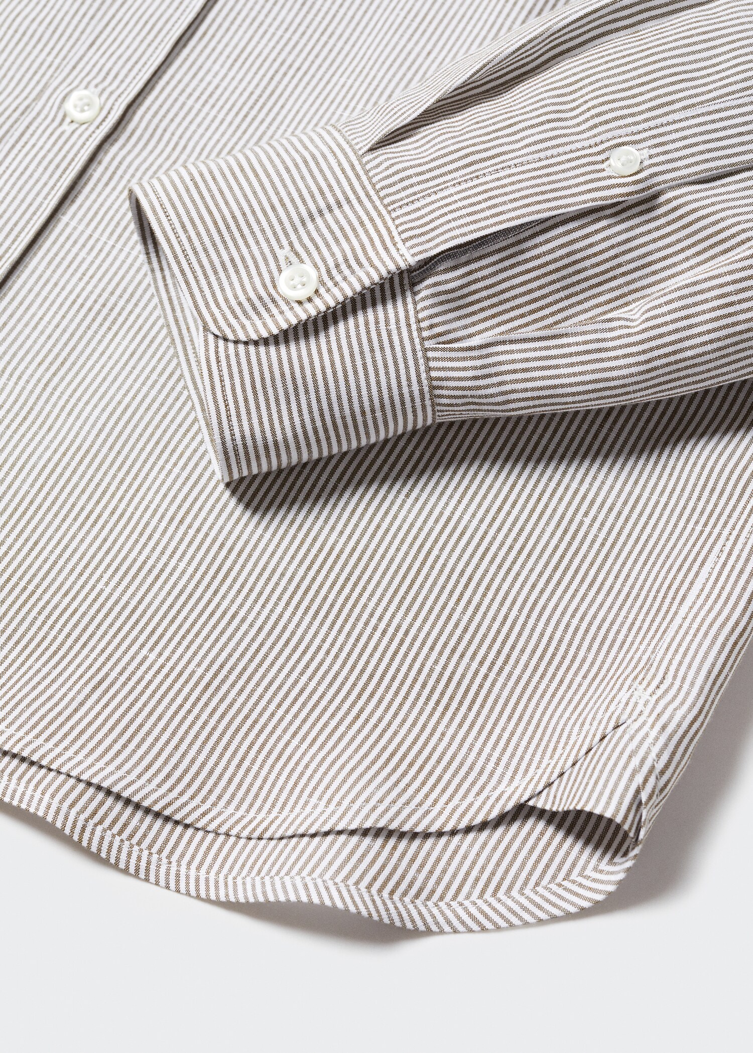 Oversize striped shirt - Details of the article 8