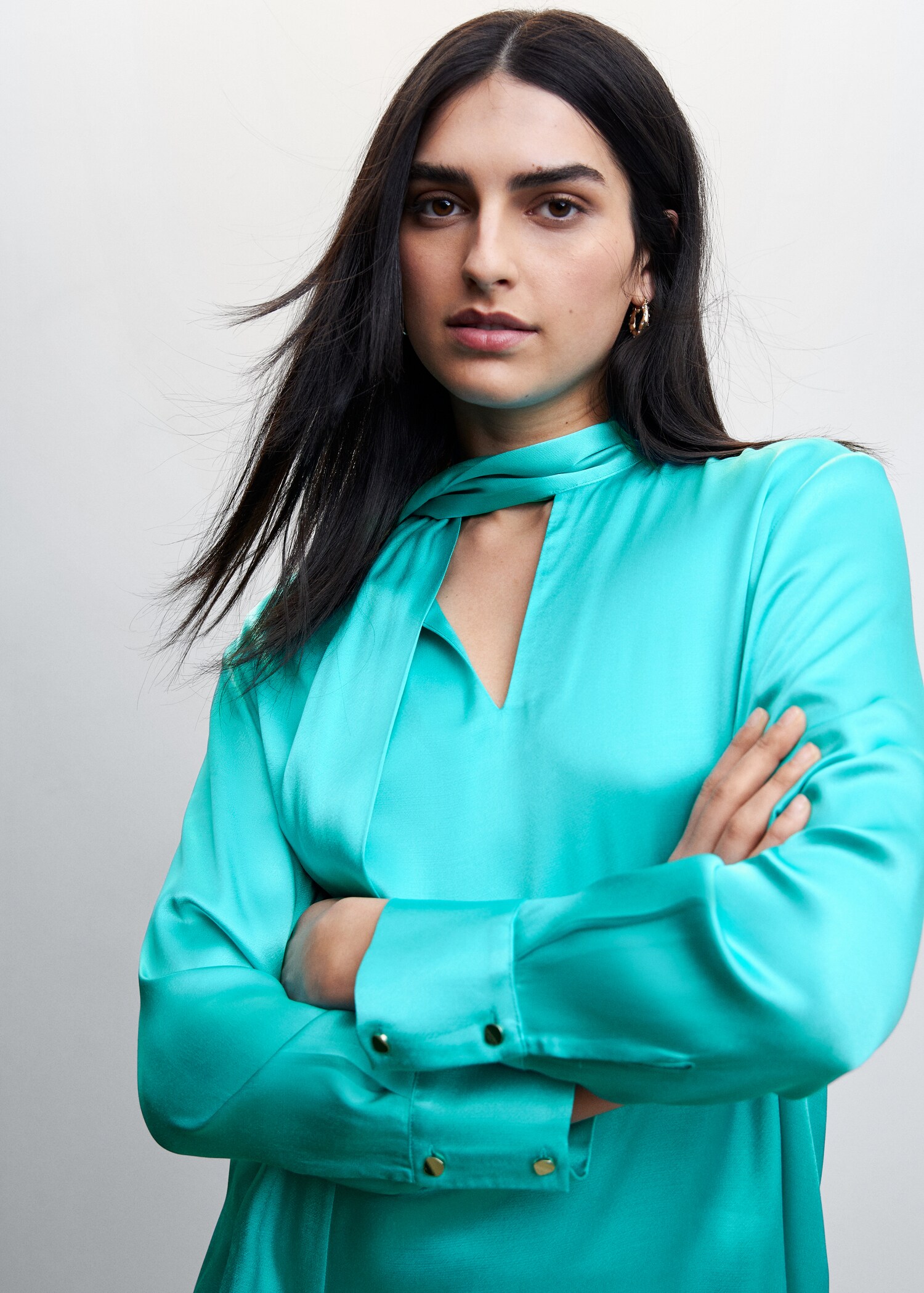 Satin blouse with bow collar - Details of the article 1