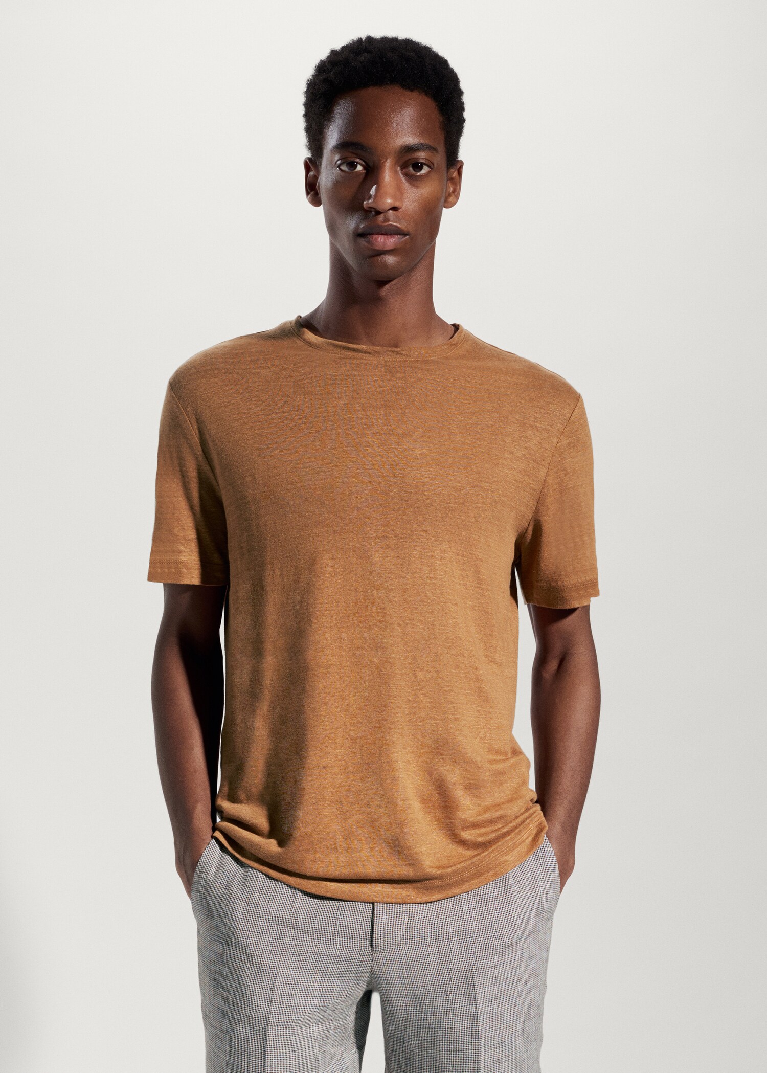 Μπλούζα Slim Fit 100% λινό - Μεσαίο πλάνο