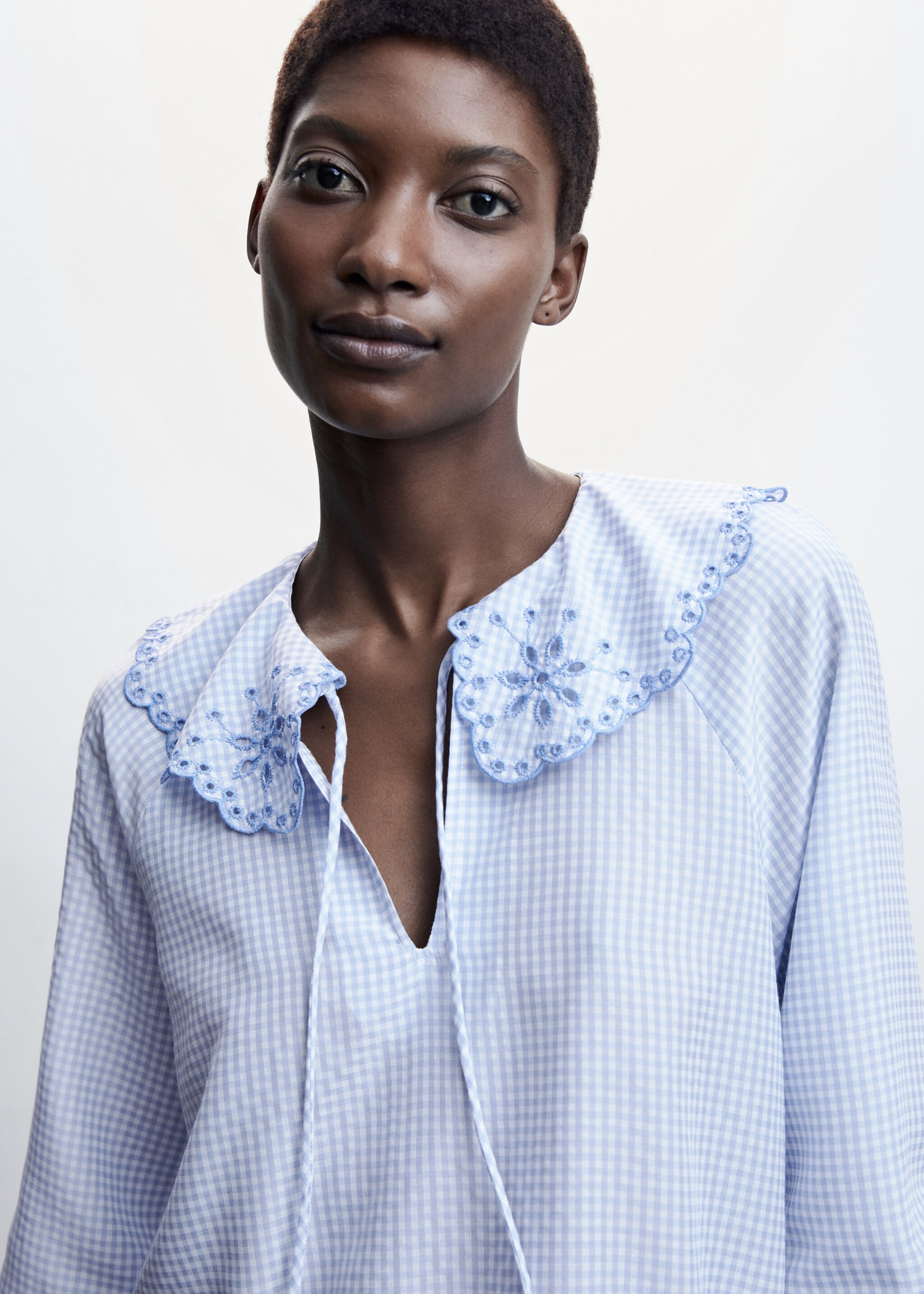 Short textured pyjamas - Details of the article 1, Sky Blue. Ref: 47095950-00.