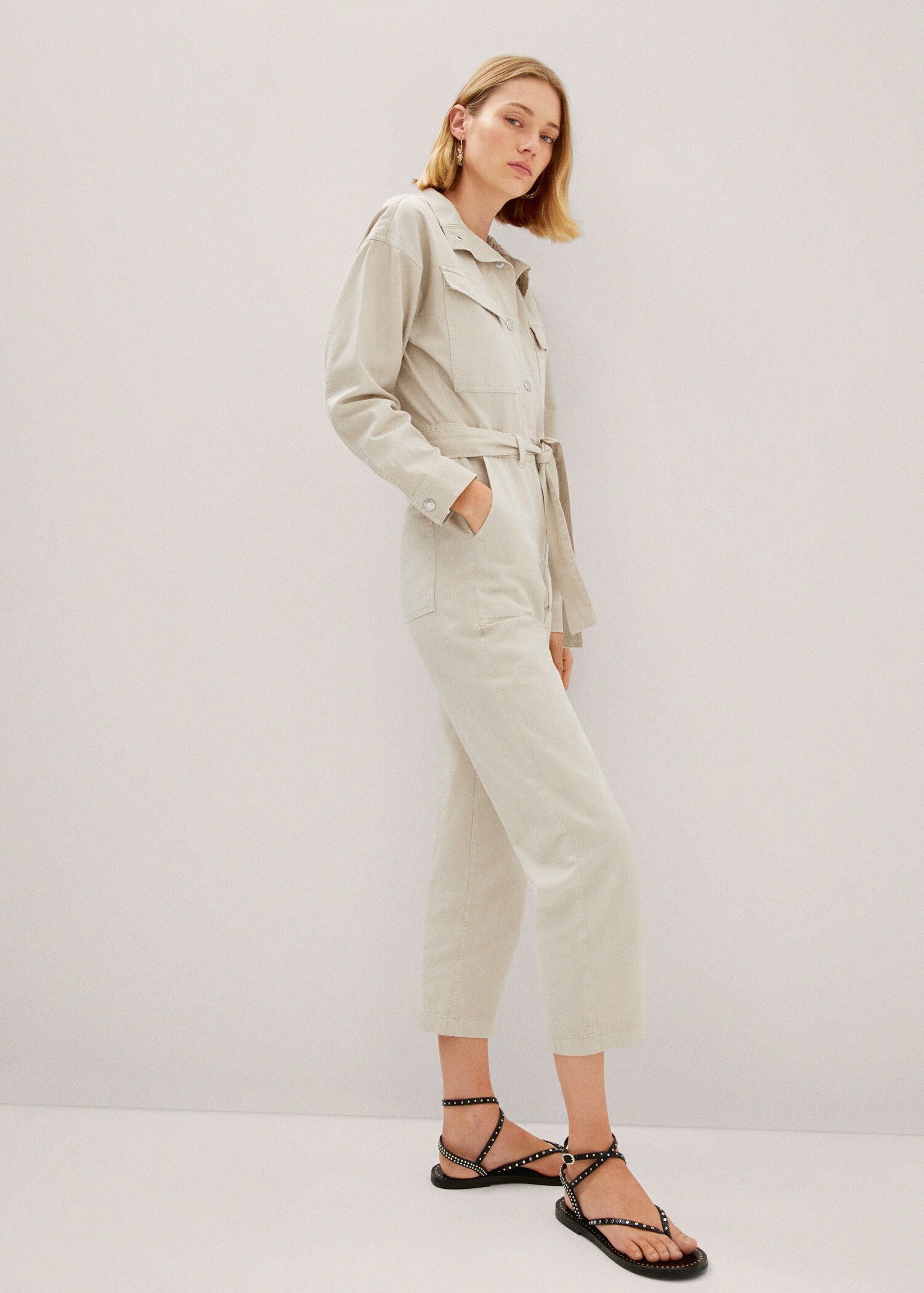 Denim jumpsuit with bow - Details of the article 2