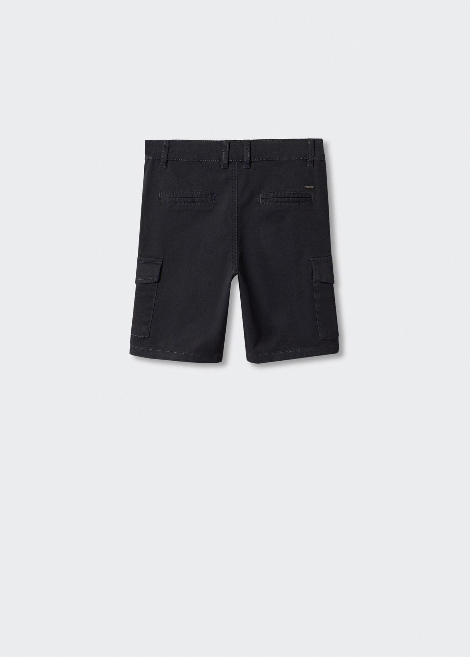 Cargo Bermuda shorts - Reverse of the article