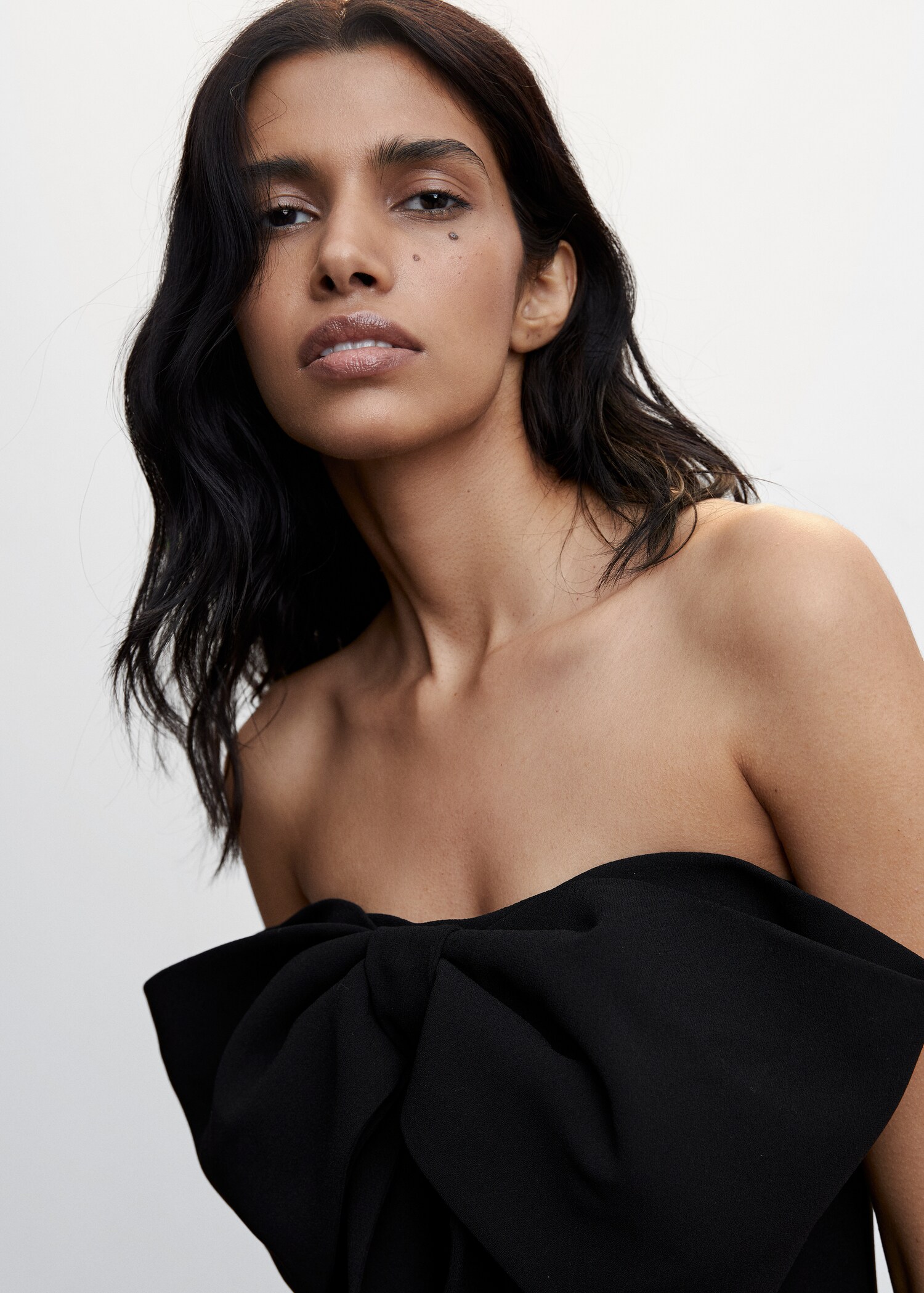 Strapless bow jumpsuit - Details of the article 1