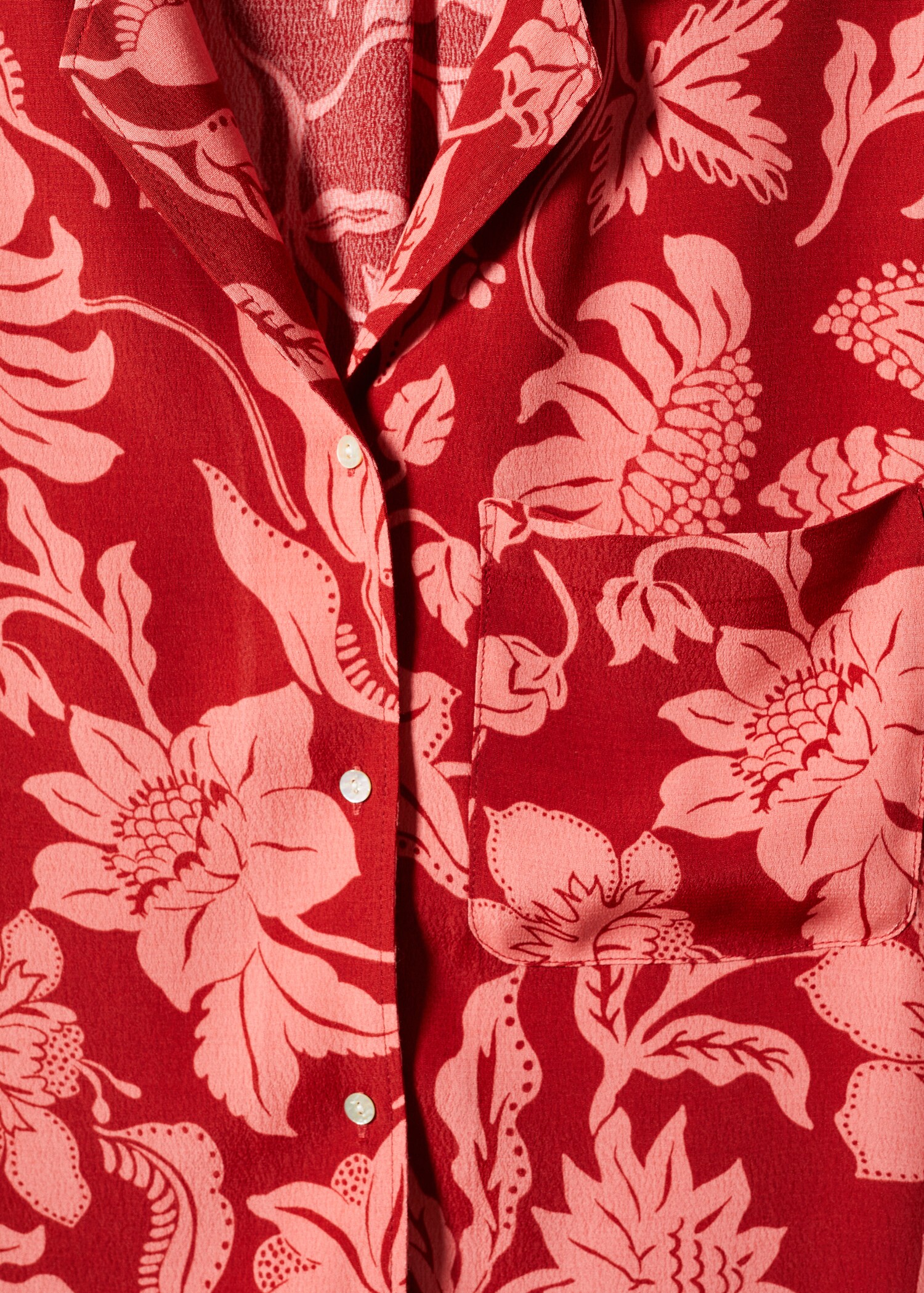 Floral short-sleeved t-shirt - Details of the article 8