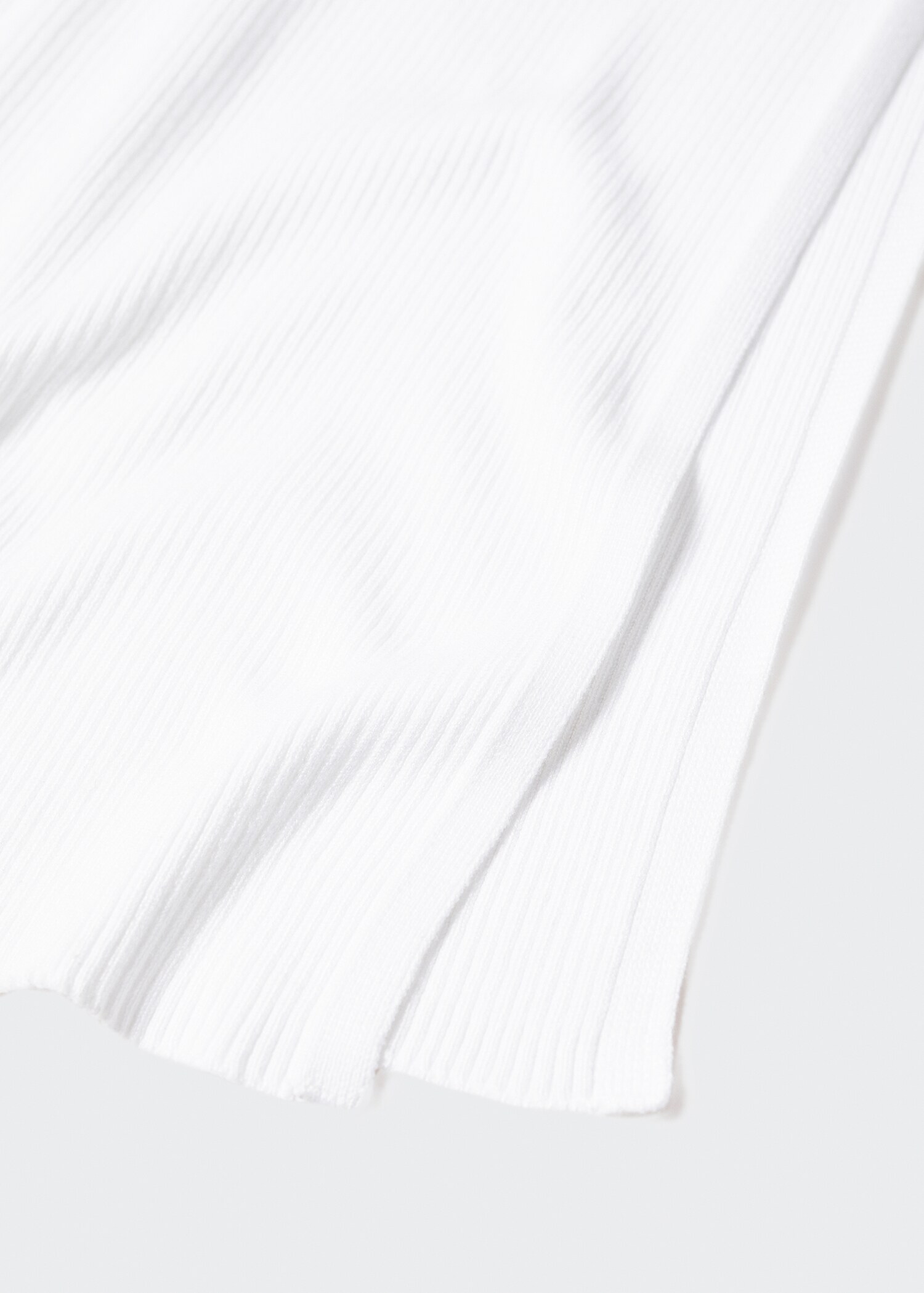 Ribbed knit dress with opening - Details of the article 8