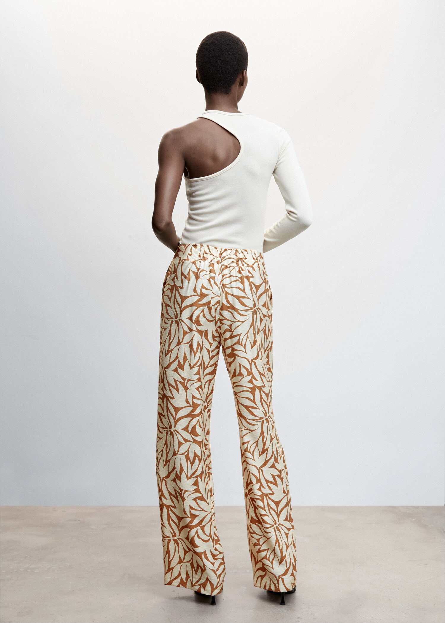 Printed palazzo pants - Reverse of the article