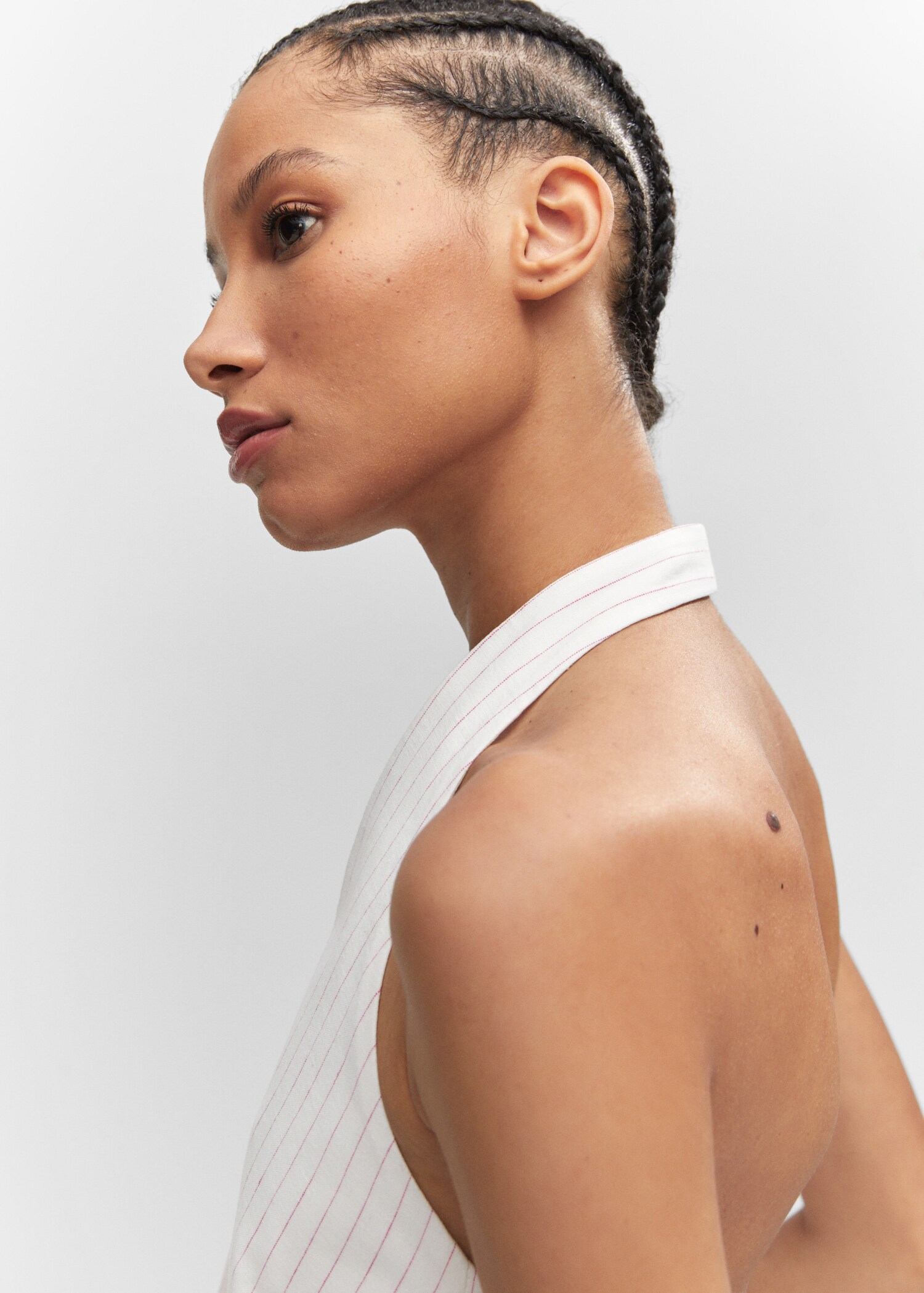 Halter-neck vest with buttons - Details of the article 1