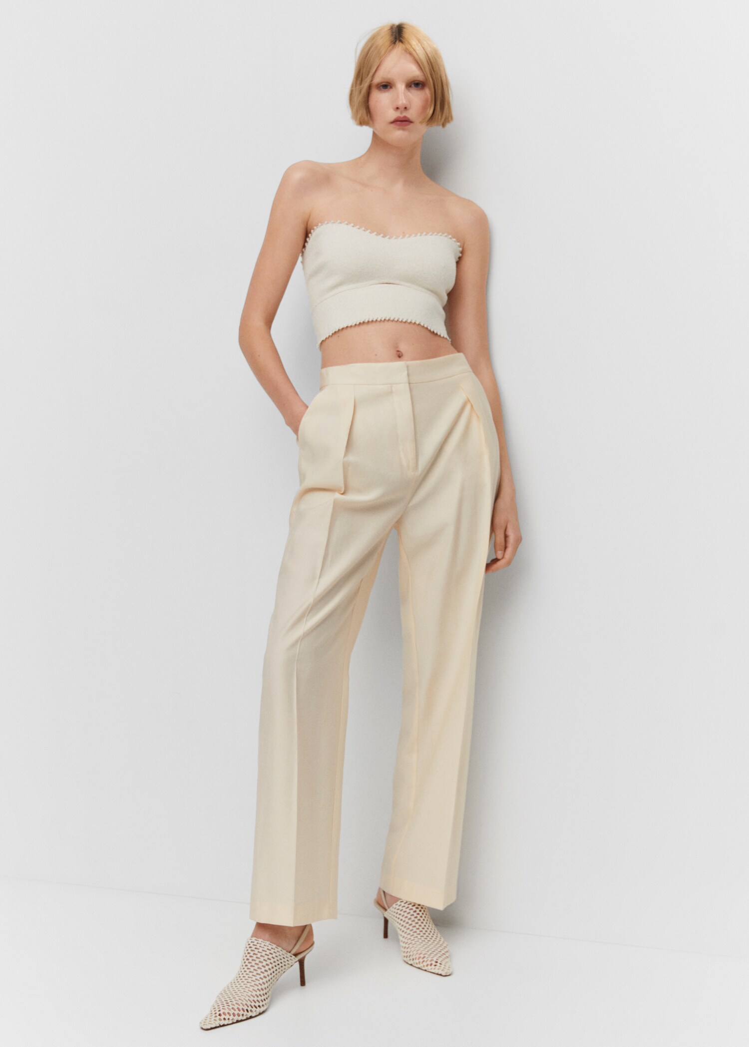 Straight-fit pleated pants - Details of the article 2