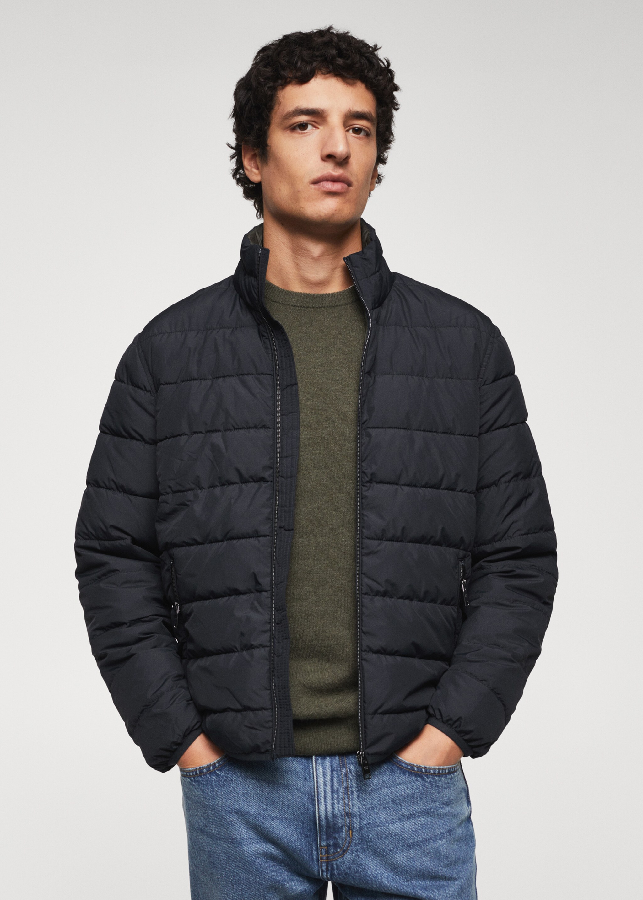 Ultra-light padded jacket - Medium plane, Dark Navy. Ref: 47101249-00.