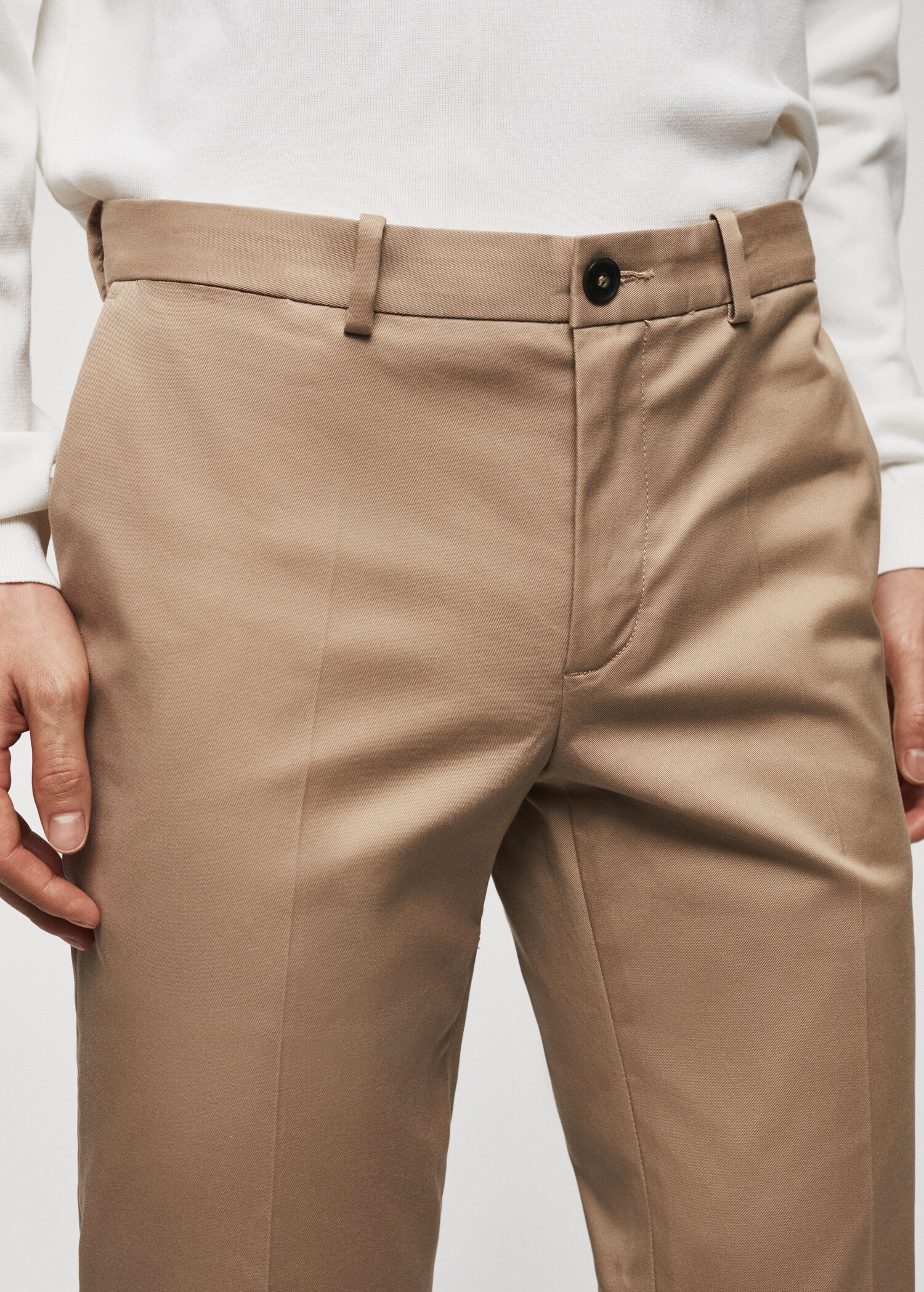 Slim fit chino trousers - Details of the article 1
