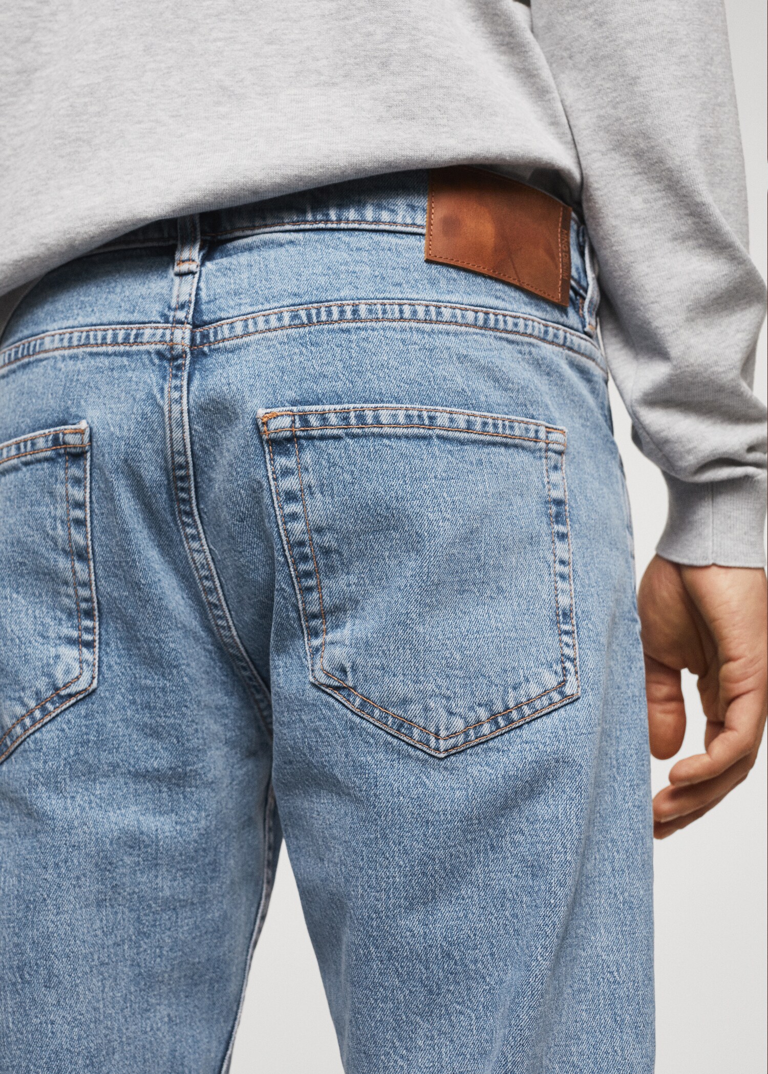 Ben tapered cropped jeans - Details of the article 3