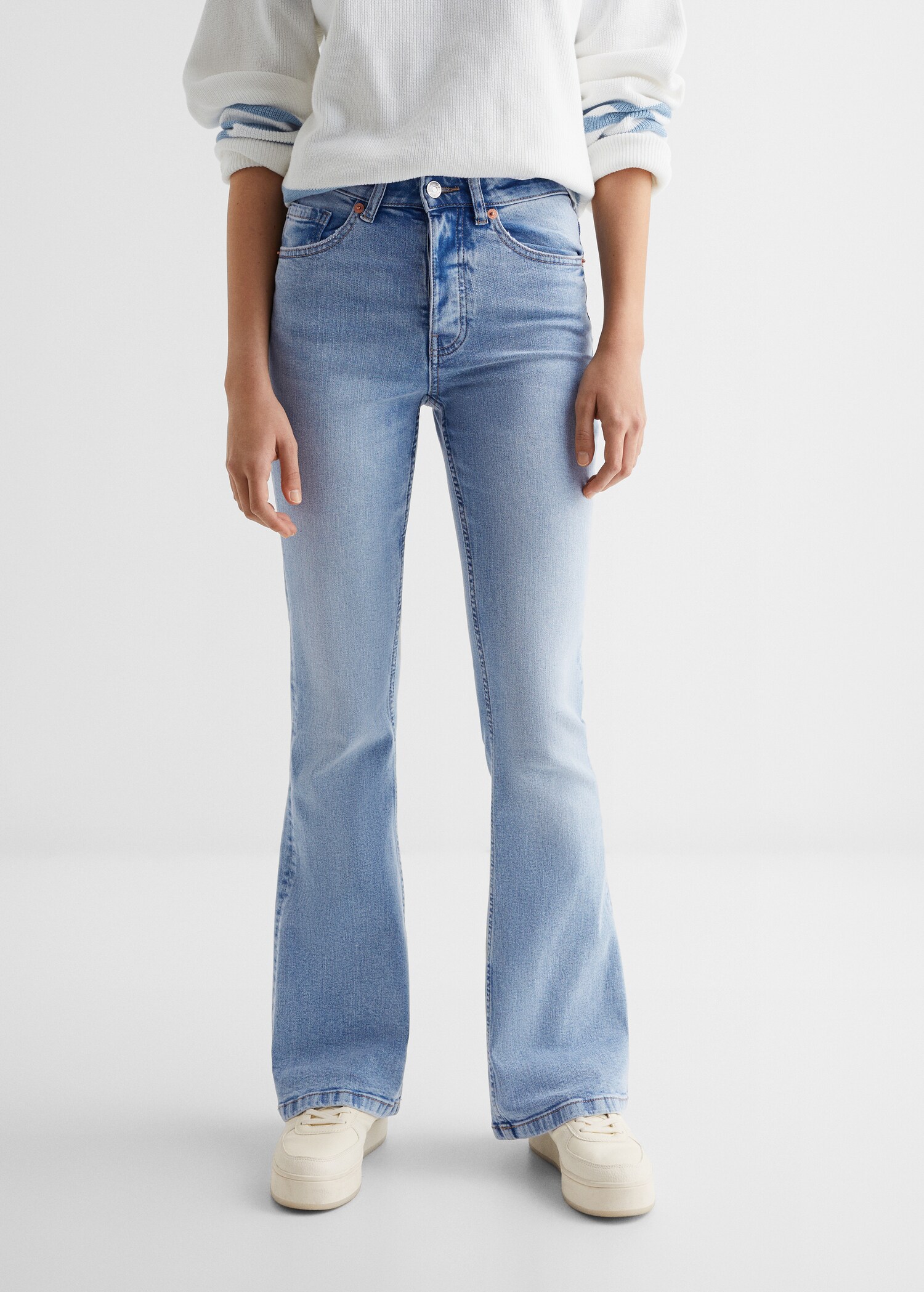 Jeans à boca de sino - Pormenor do artigo 6