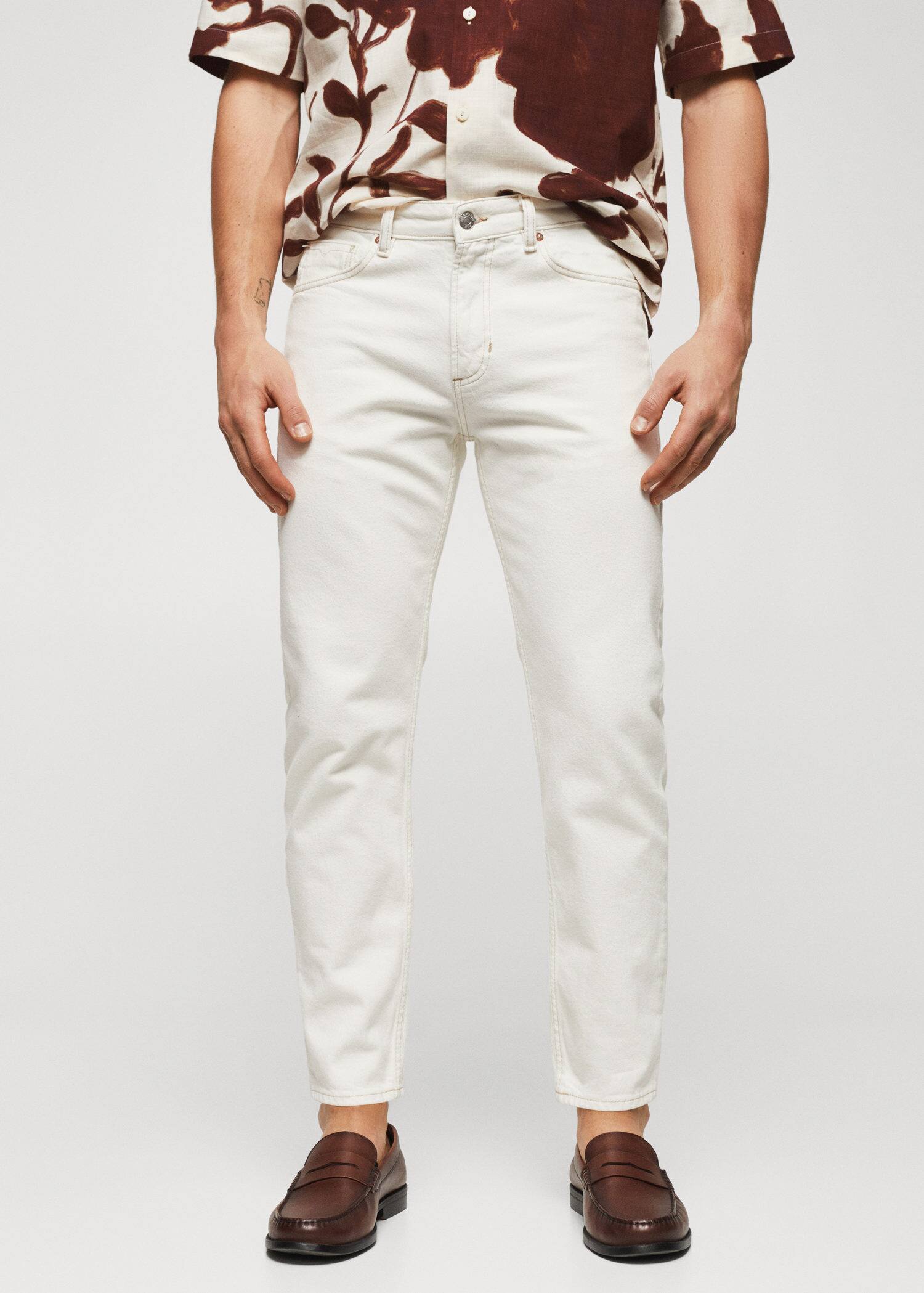 Jeans Ben tapered e cropped - Plano médio