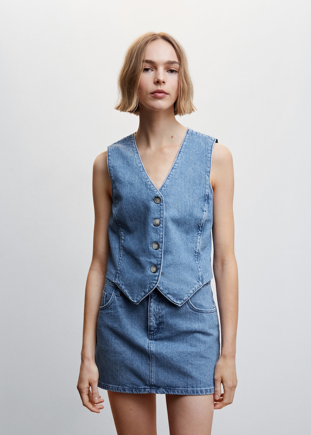 Chalecos de Mujer 2024 MANGO OUTLET Espa a