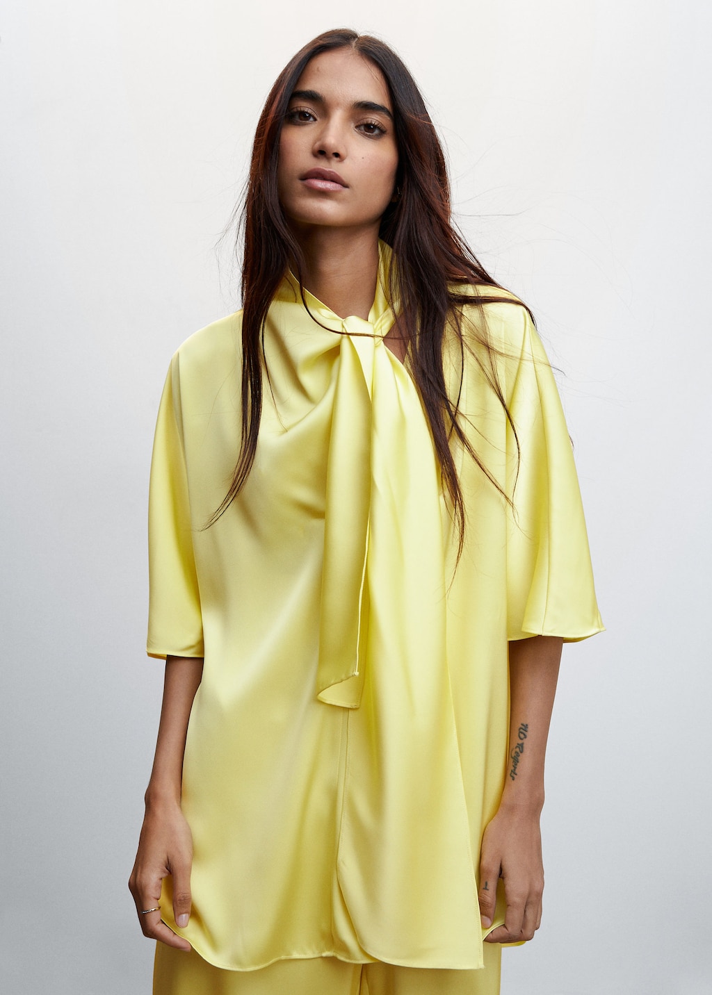 Blusas mango mujer 2025 2020