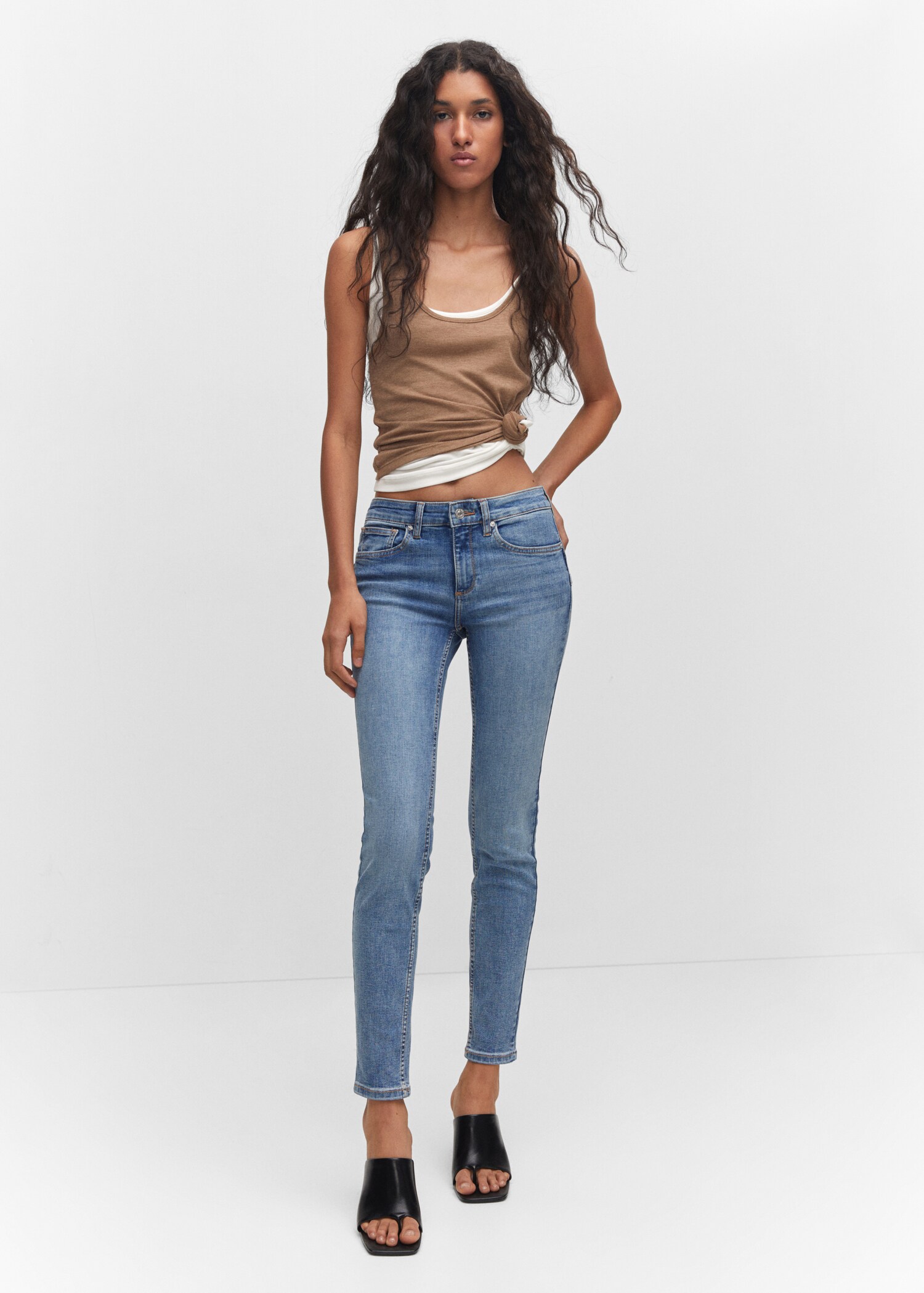 Skinny push-up jeans - General plane