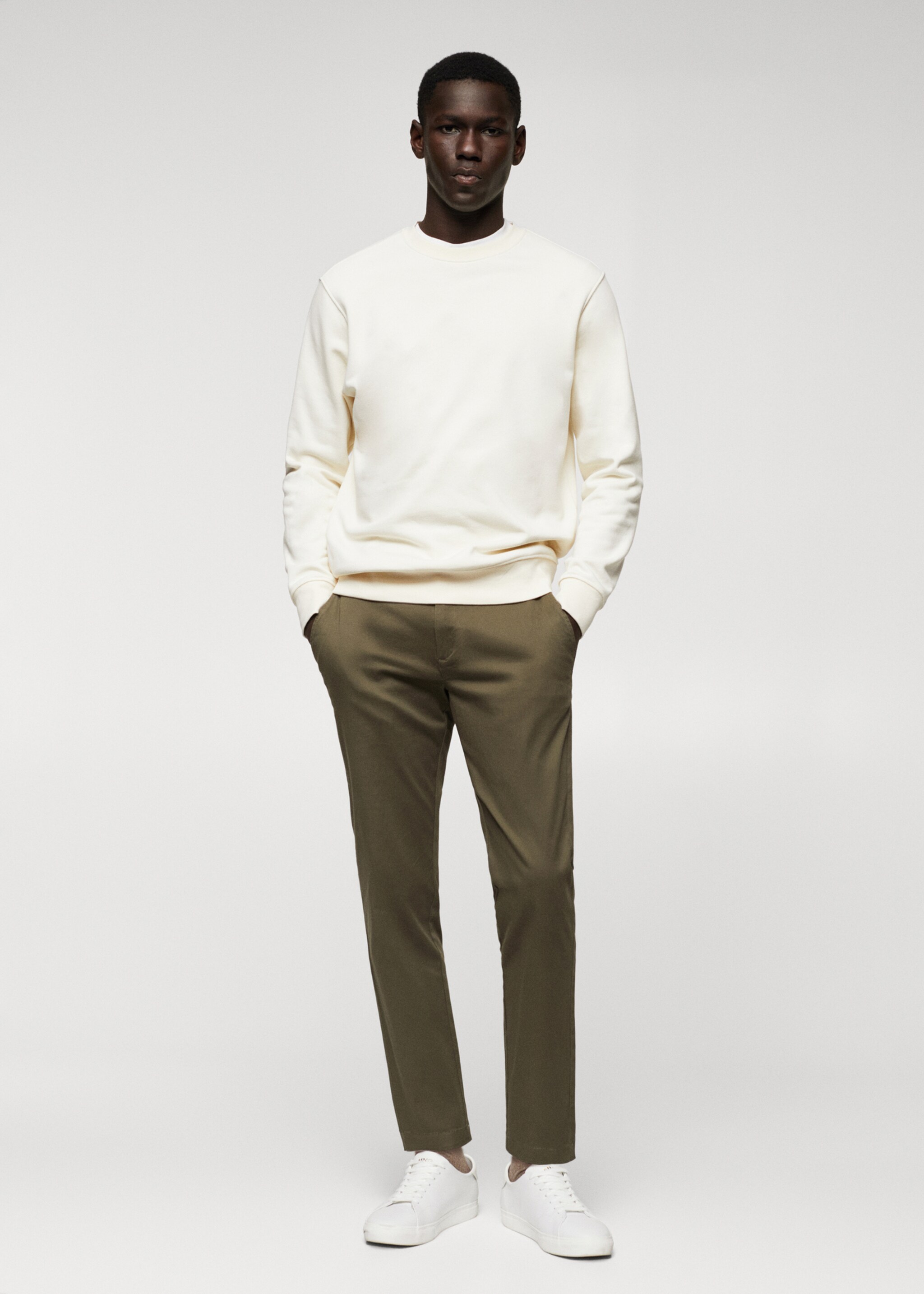 Cotton tapered crop trousers - General plane, Medium Green. Ref: 47000556-00.