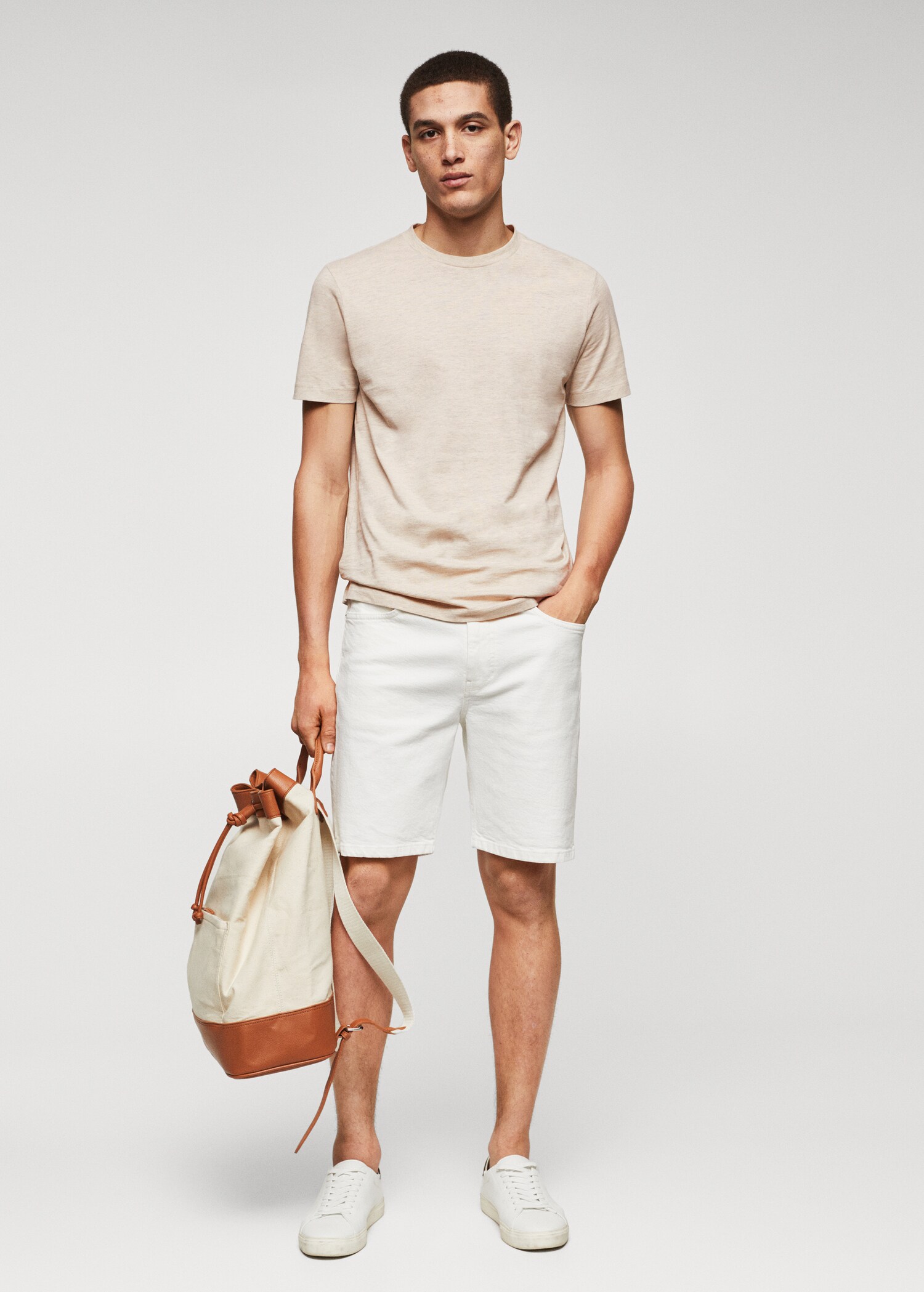 Basic lightweight cotton t-shirt - General plane