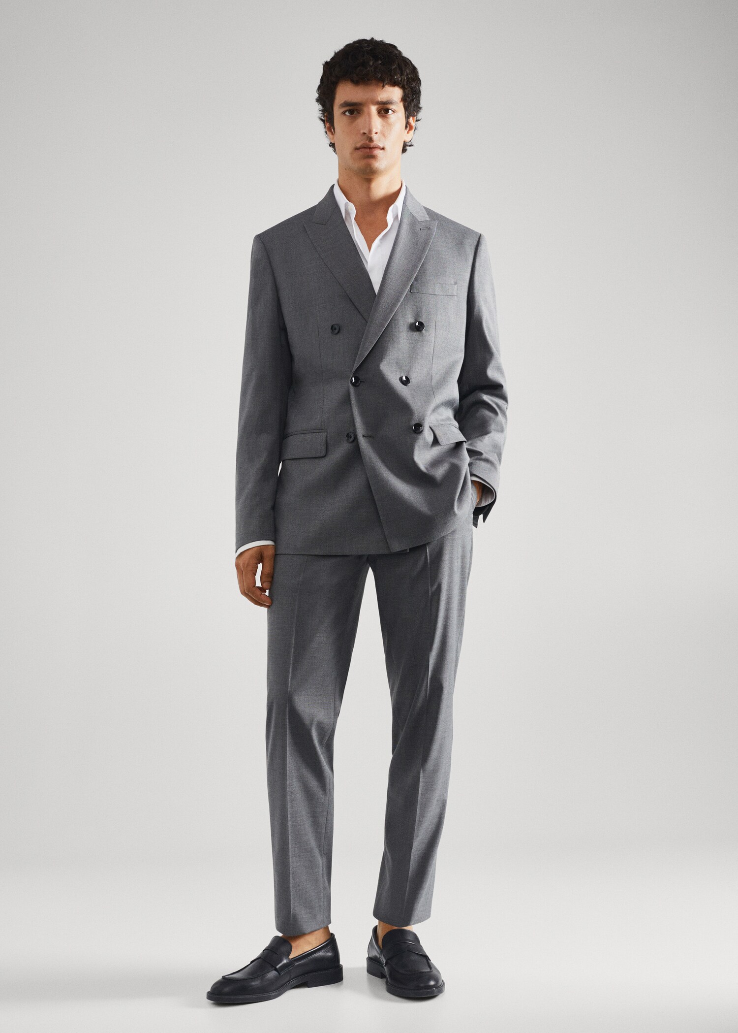 Pantalón traje slim fit - Plano general