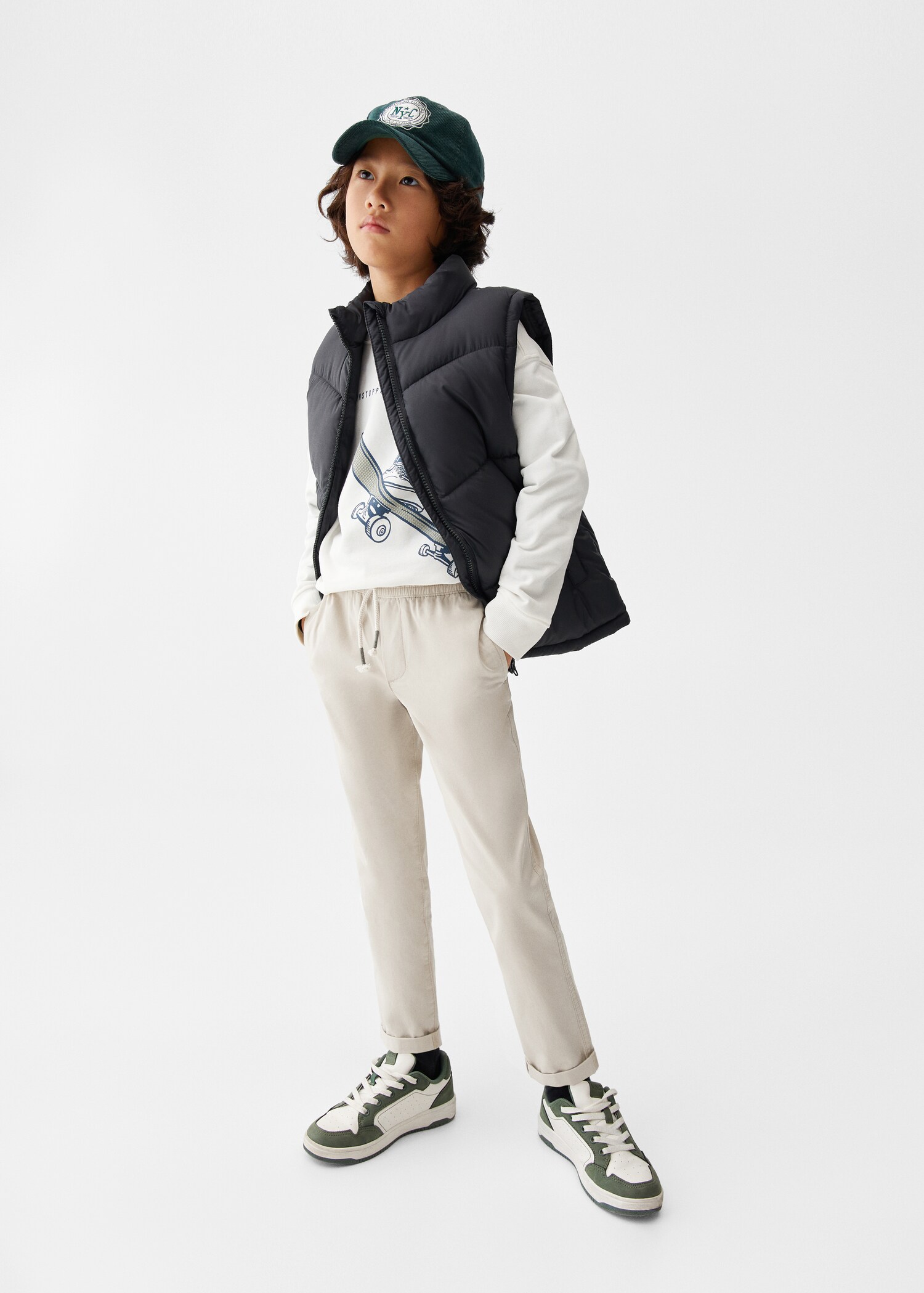 Straight-fit trousers with elastic waist - General plane