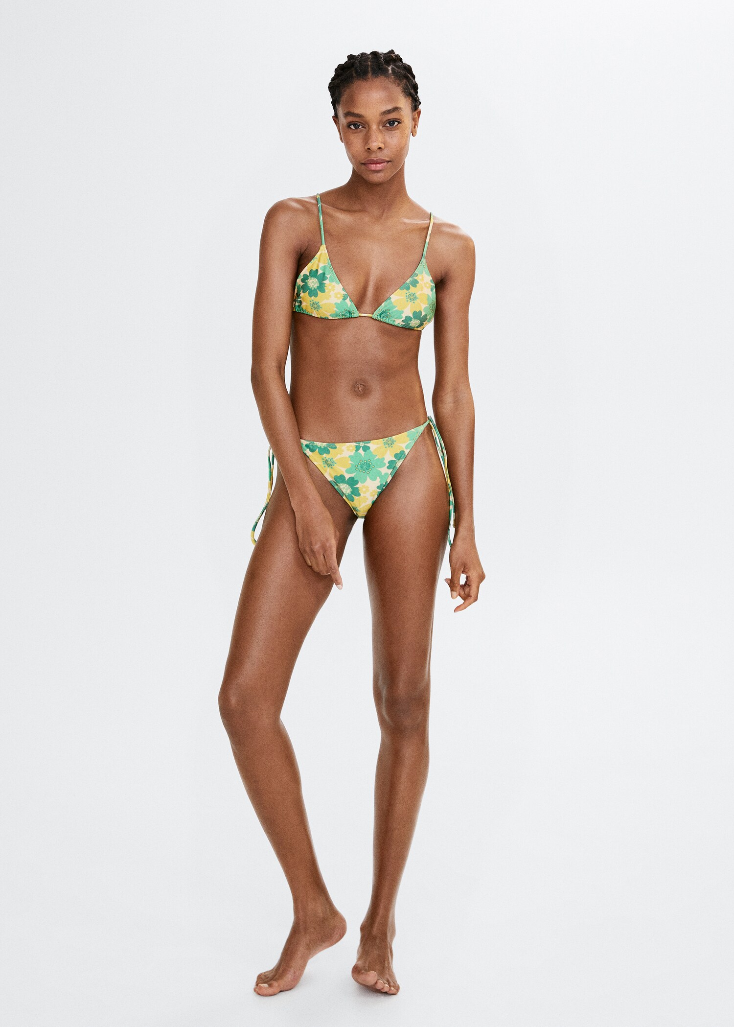 Triangle bikini top - General plane