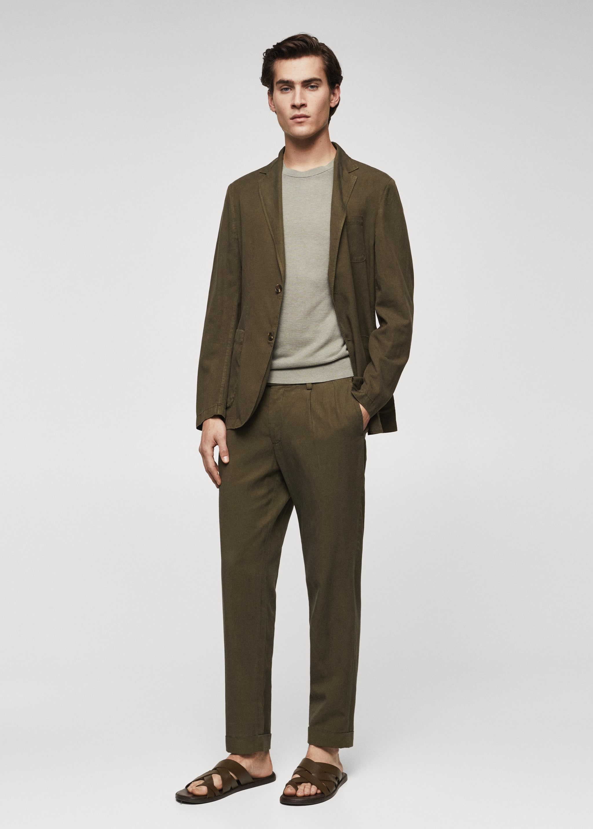 Tapered-fit pleated trousers - General plane