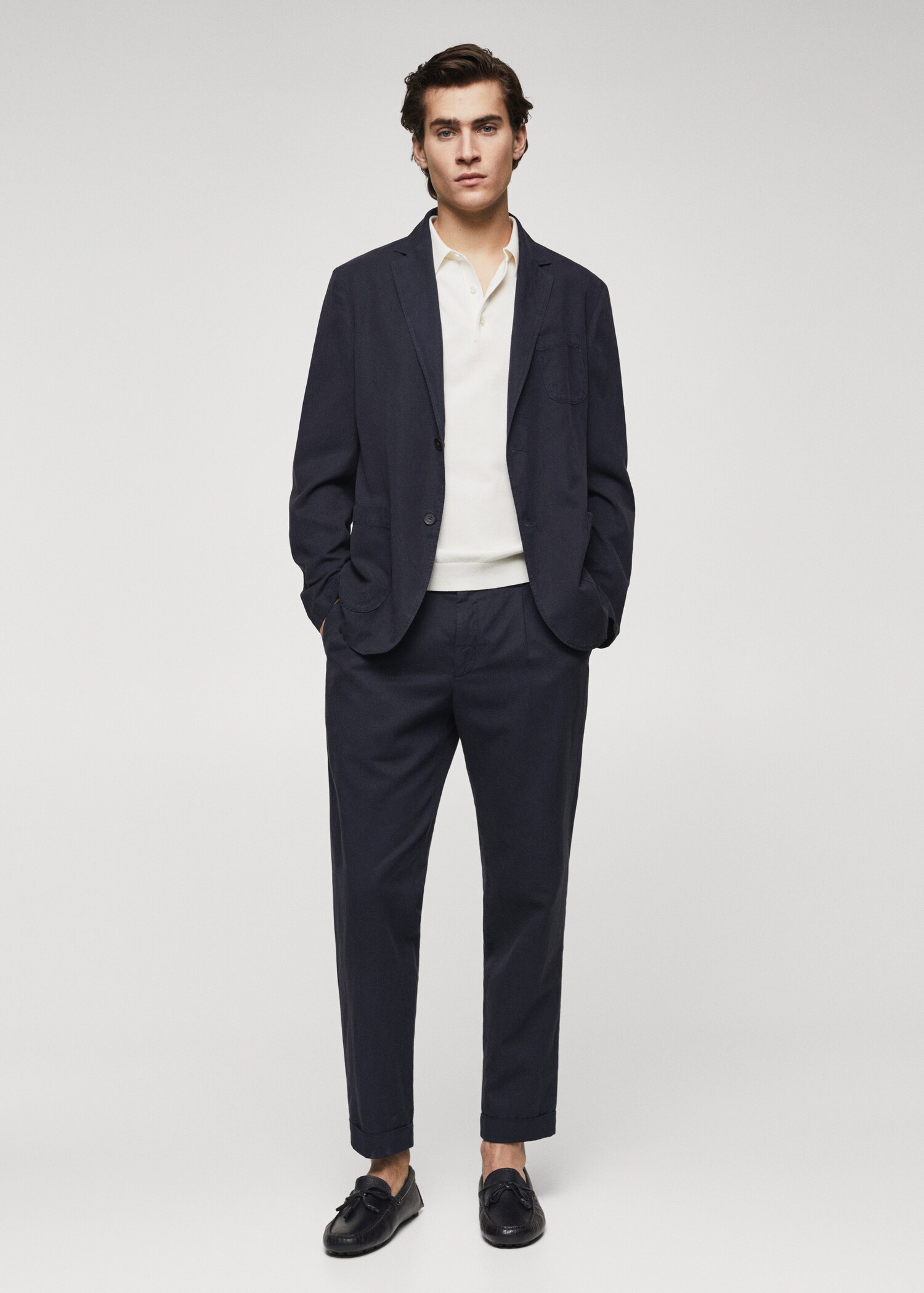 Tapered-fit pleated trousers - General plane