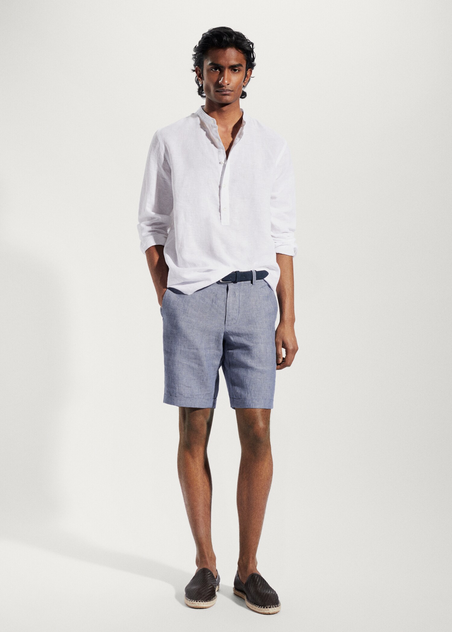 Bermudas 100% lino - Plano general