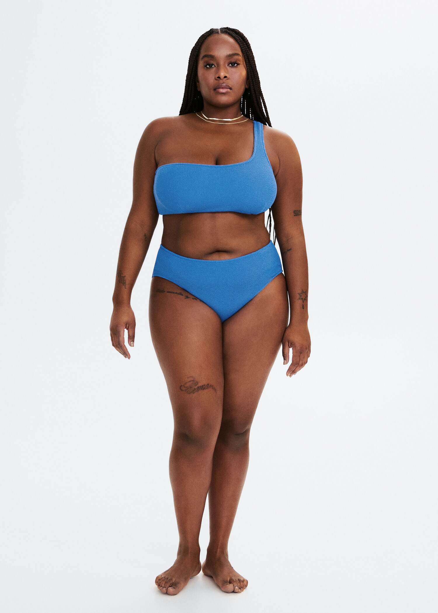 Top bikini asimétrico - Plano general