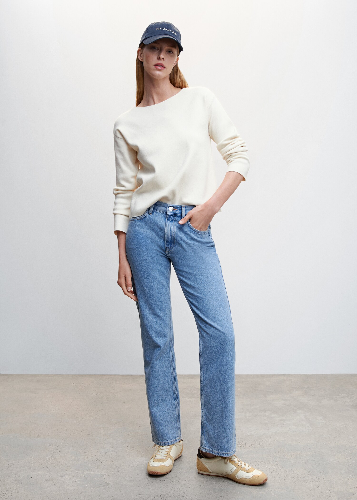 Fine-knit boat-neck sweater - General plane