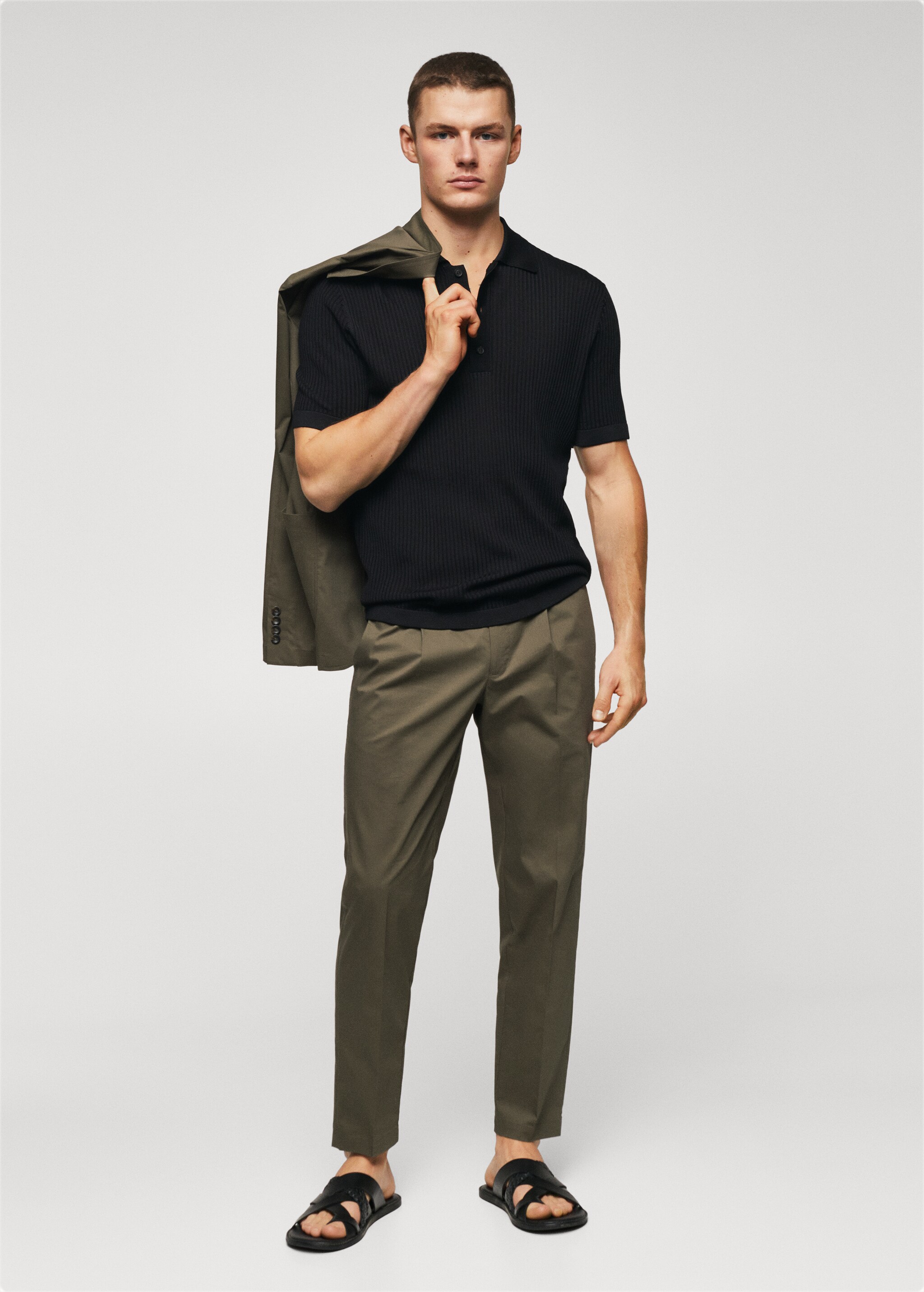 Cotton pleated trousers - General plane