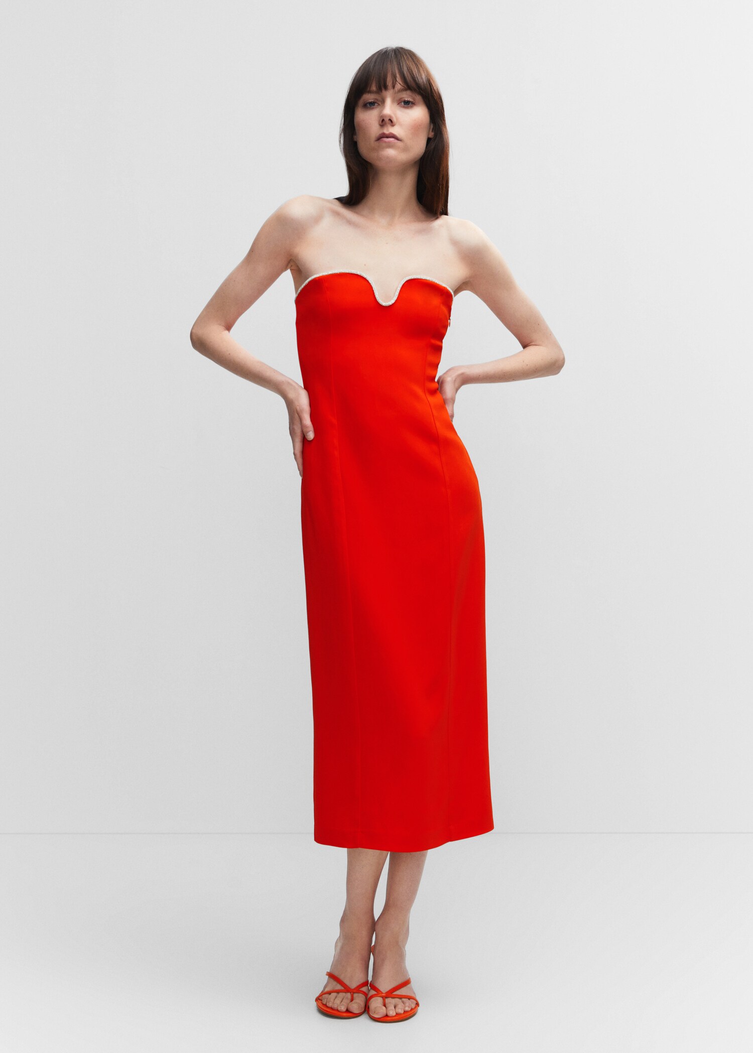 Robe col détail métallique - Plan général