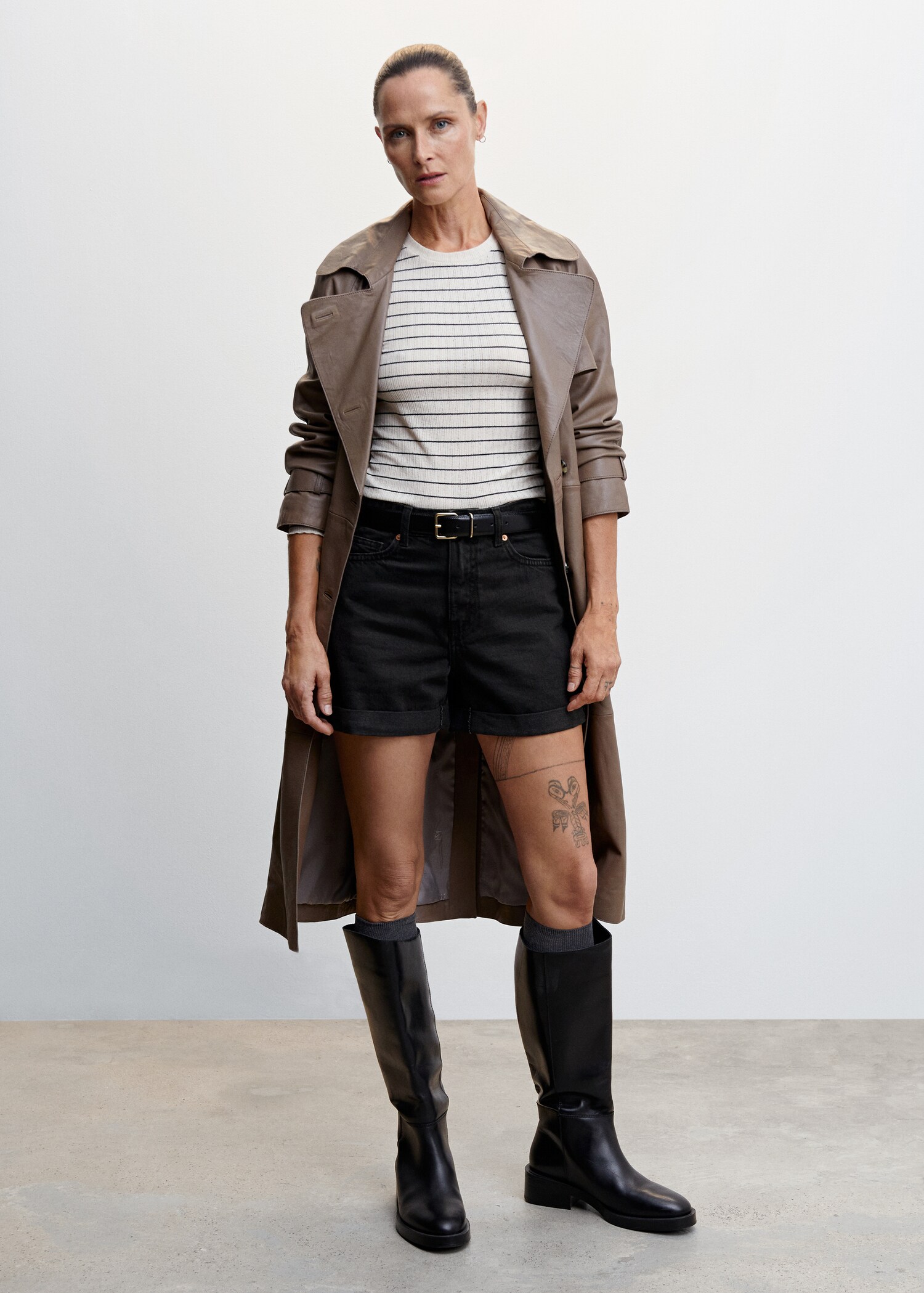 Mom-fit denim shorts - General plane
