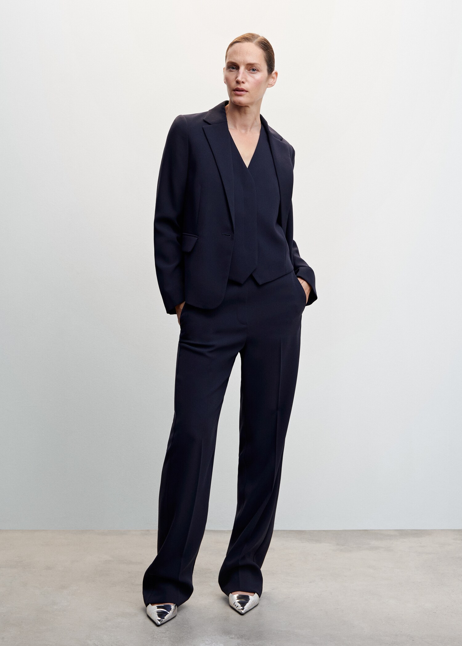 Fitted suit jacket - General plane