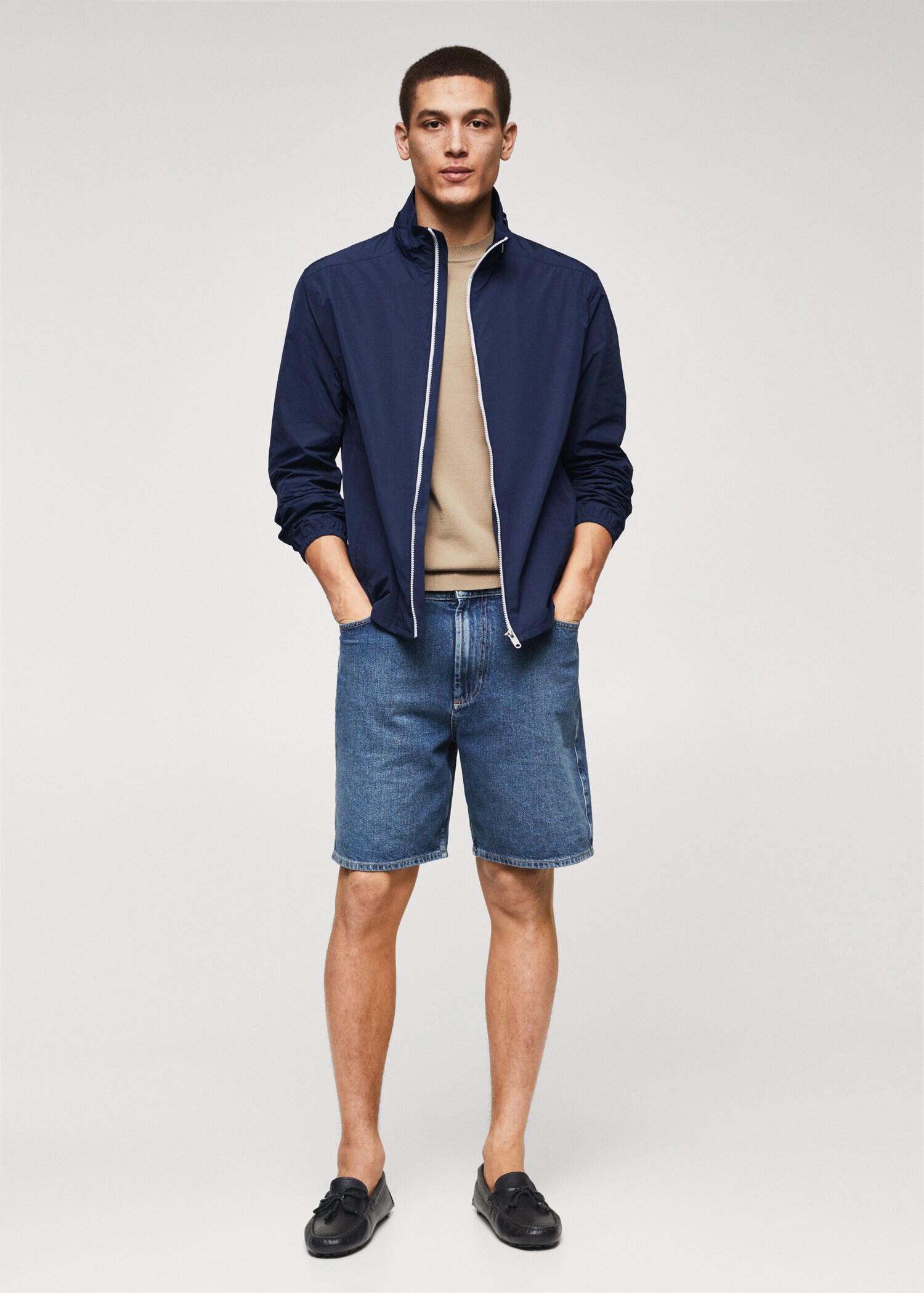 Water-repellent hooded jacket - General plane