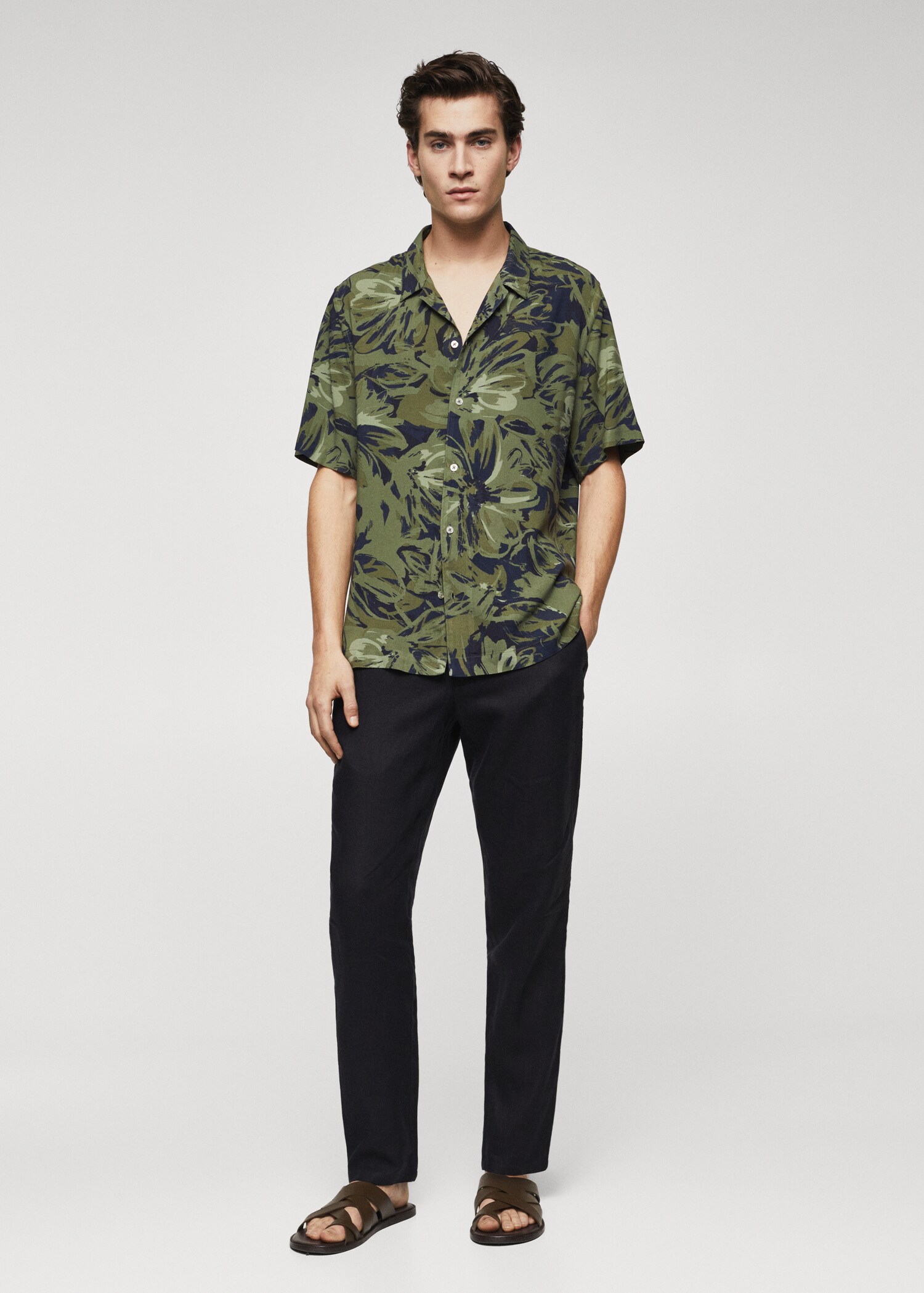 Regular Fit-Hemd mit Tropical Print - Allgemeine Ansicht