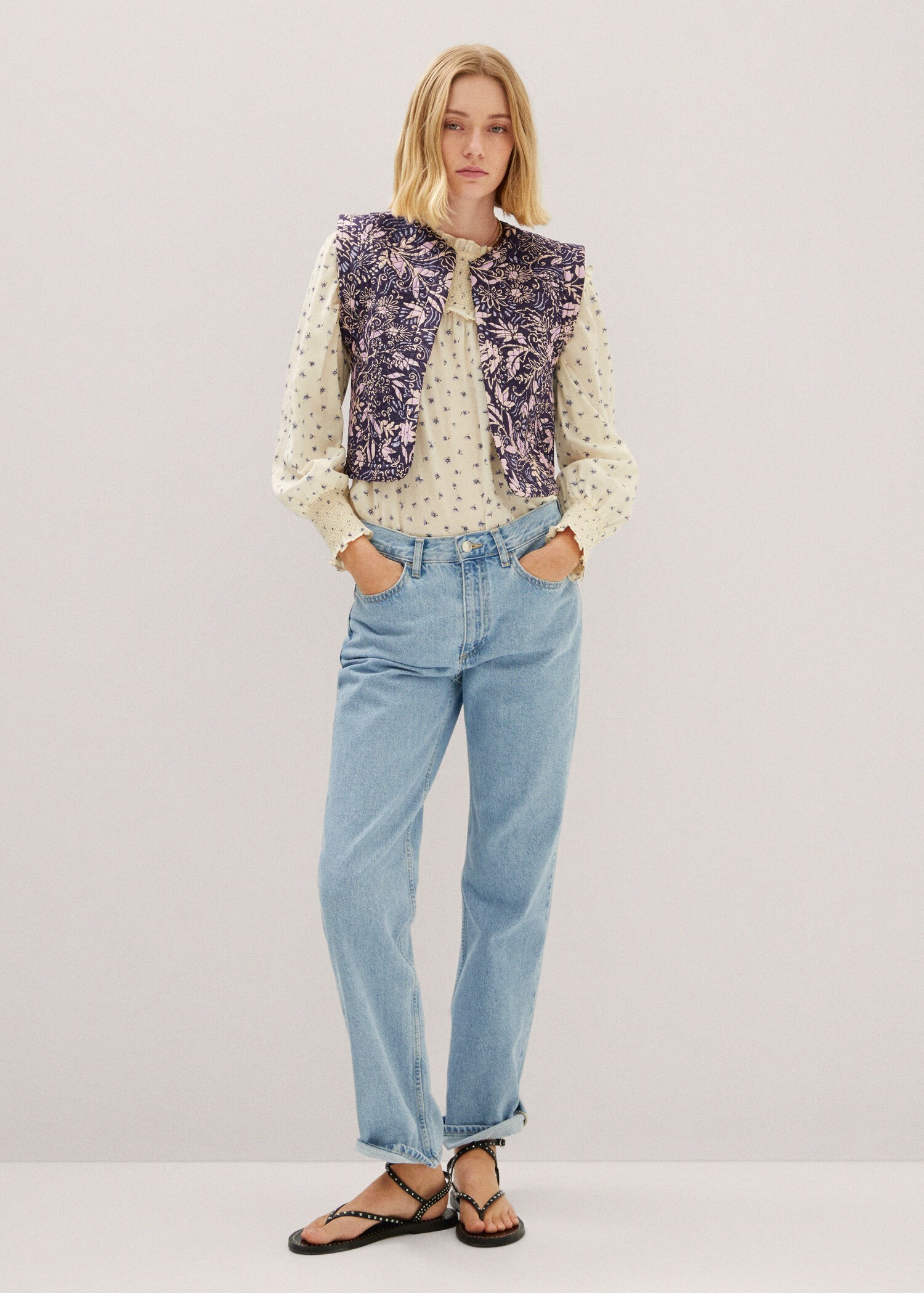 Floral quilted gilet - General plane