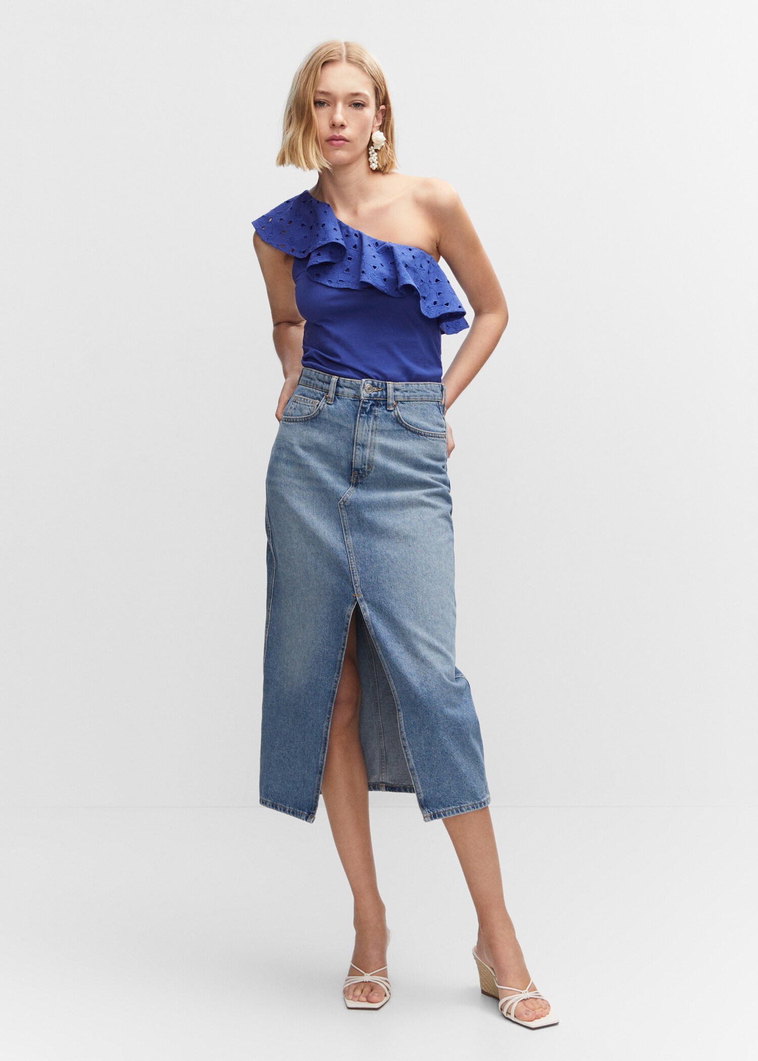 Embroidered asymmetrical top with flounces - General plane